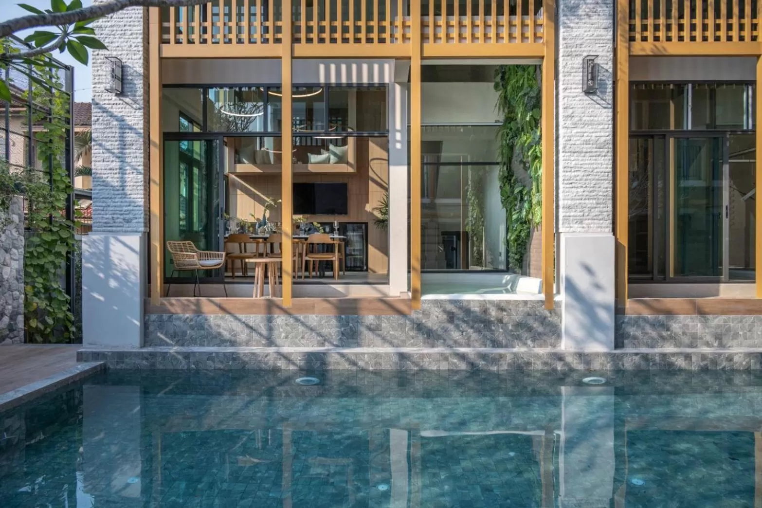 Pool view in SHAN Villas Sukhumvit