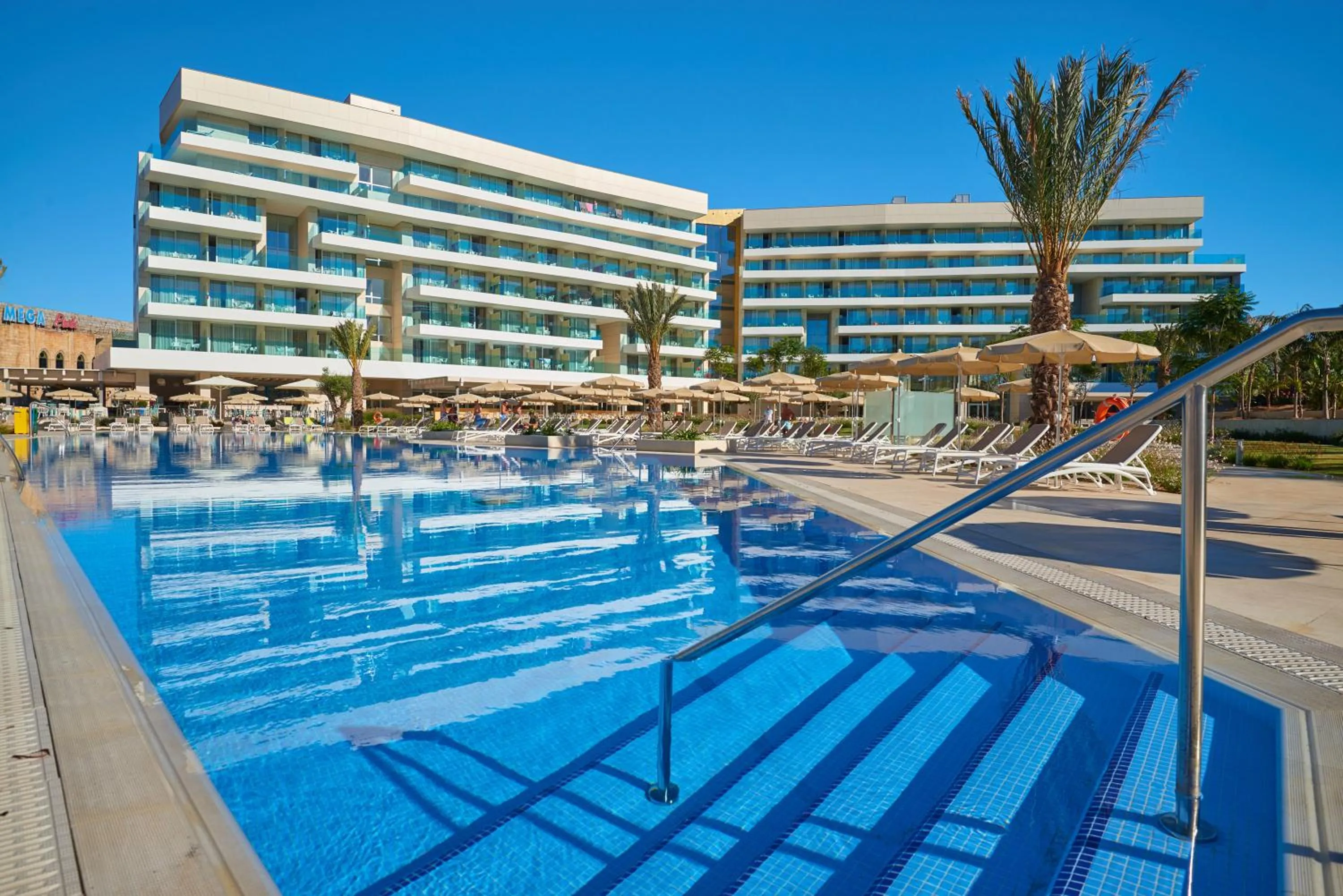 Property building in Hipotels Gran Playa de Palma