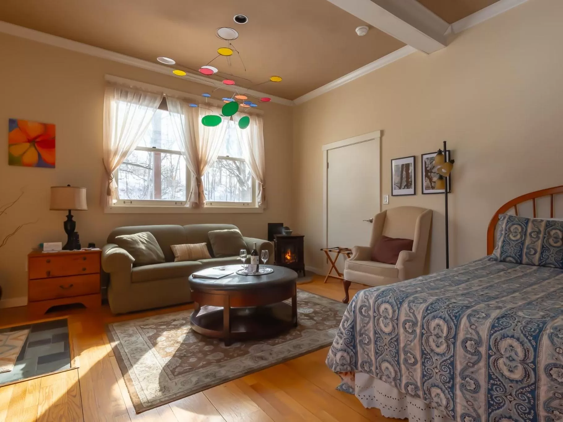 Bedroom, Bed in Shaker Mill Inn