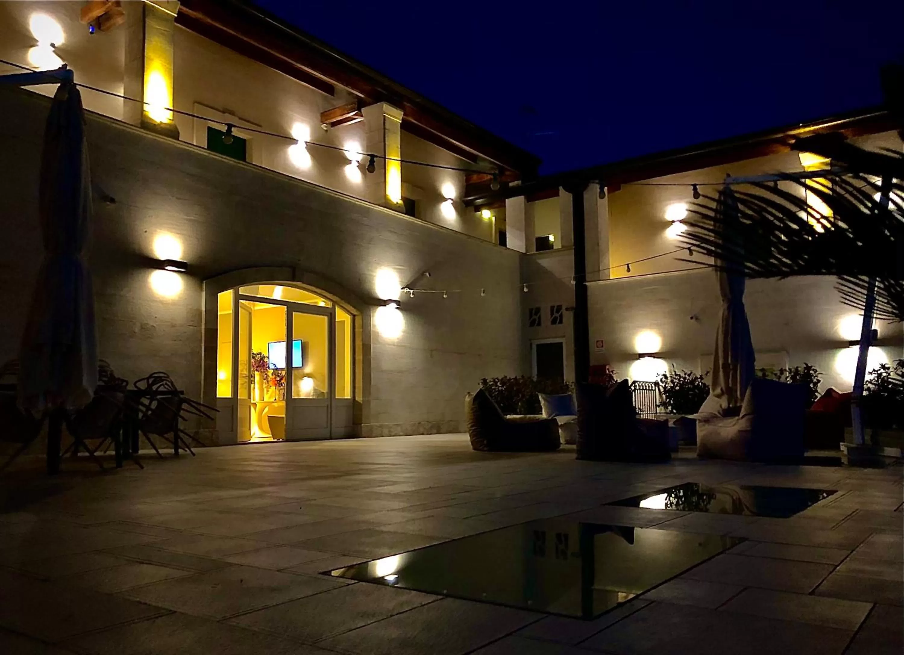 Property building in Hotel Cave Del Sole