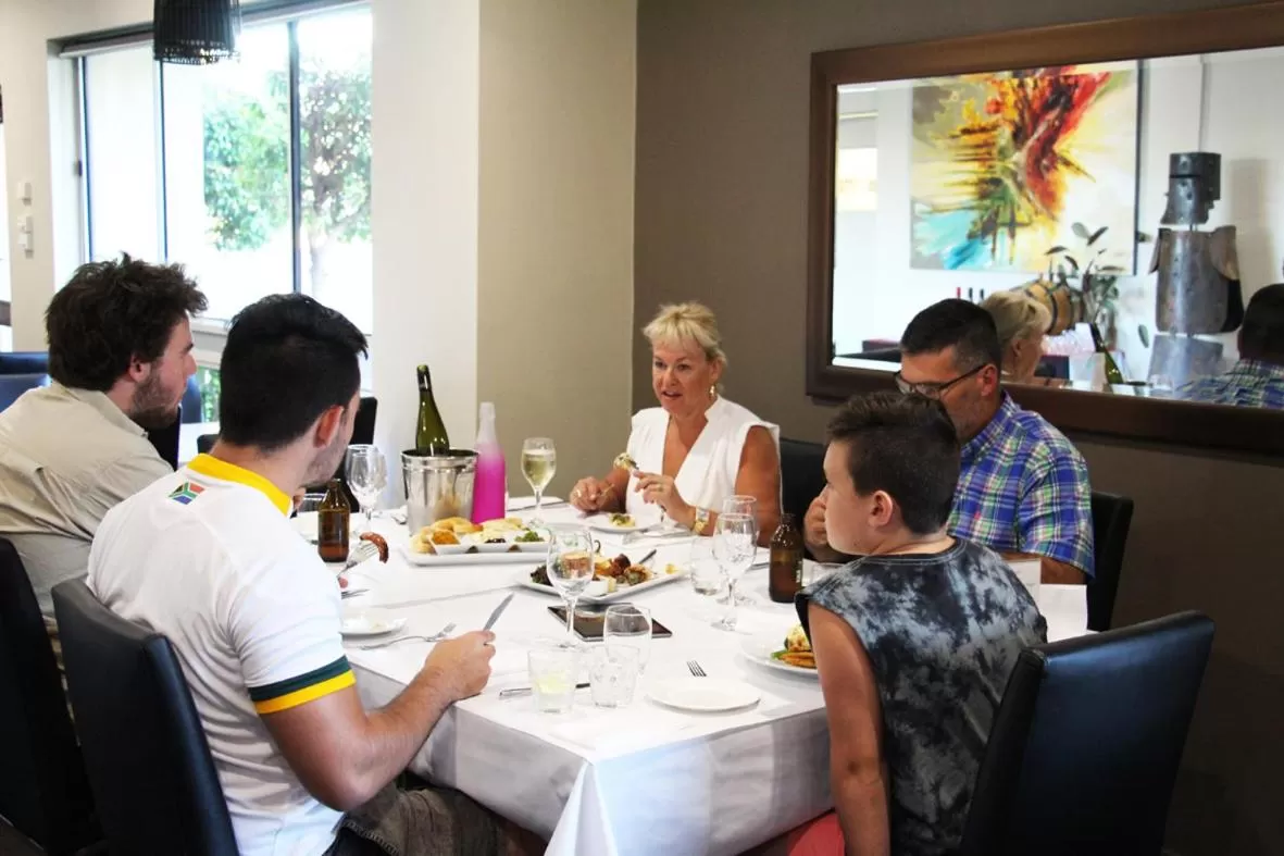 Restaurant/places to eat in Boulevard Motor Inn Mildura
