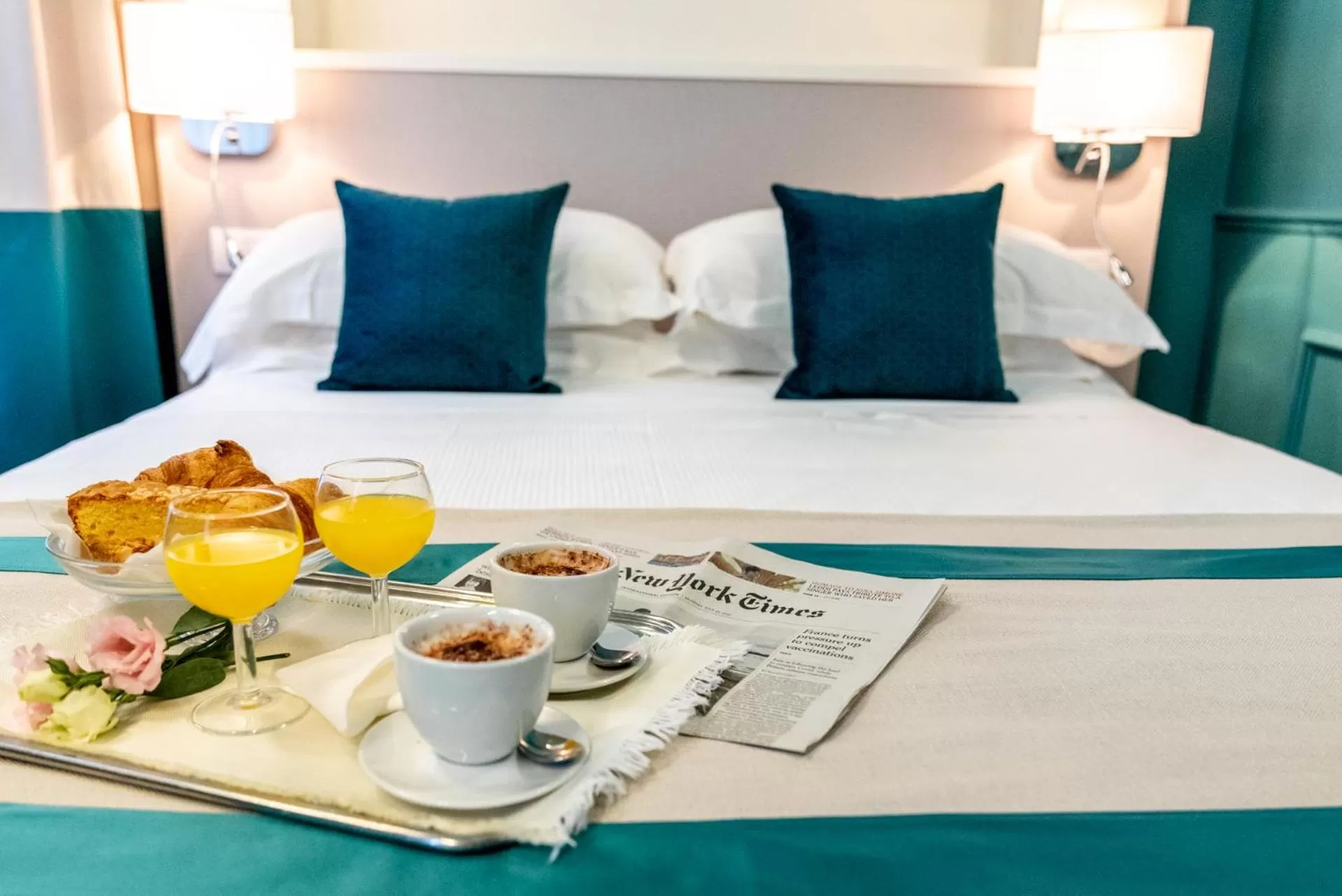 Bedroom, Bed in Hotel Monte Rosa