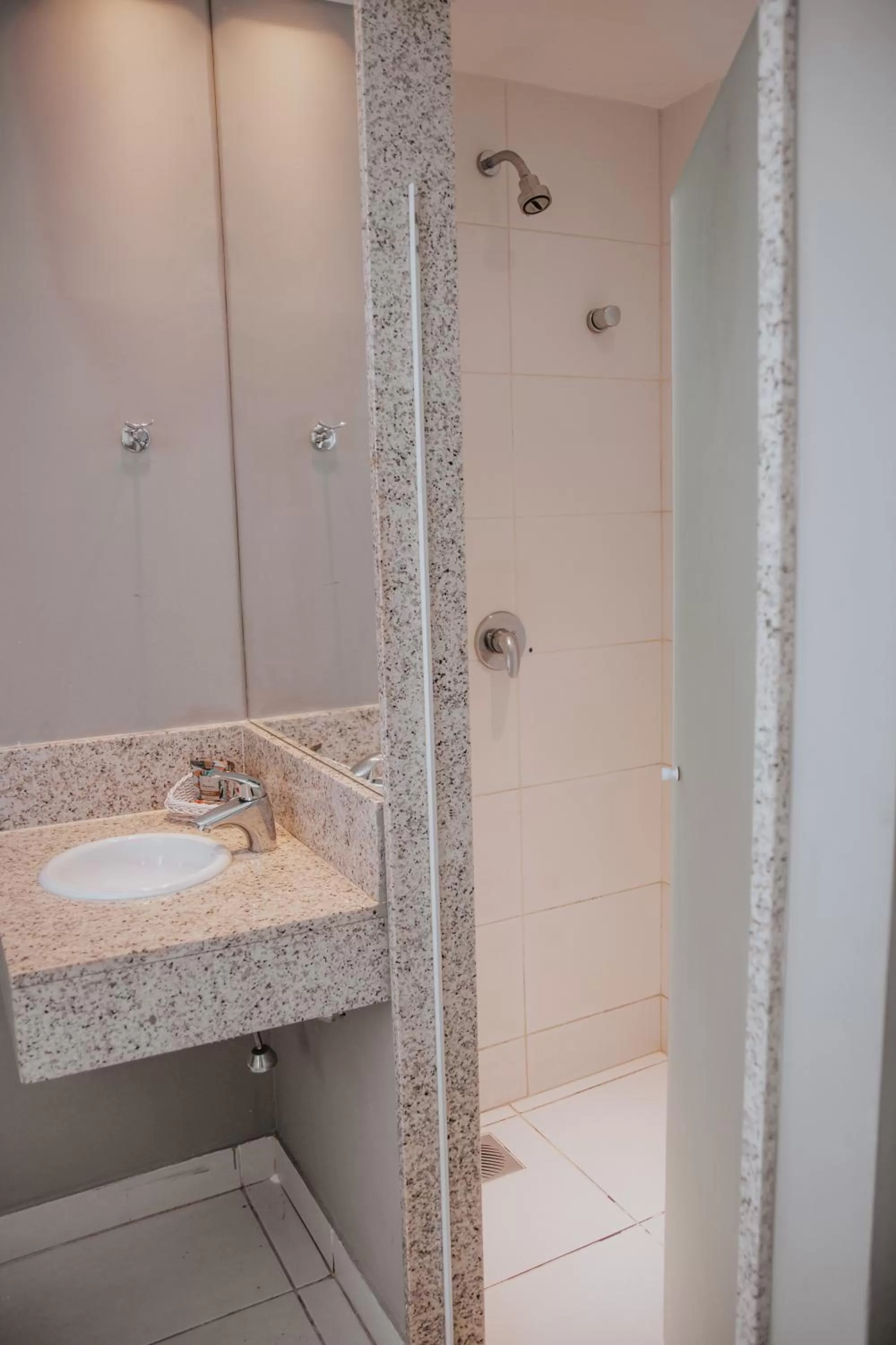 Shower in Rede Andrade Lapa