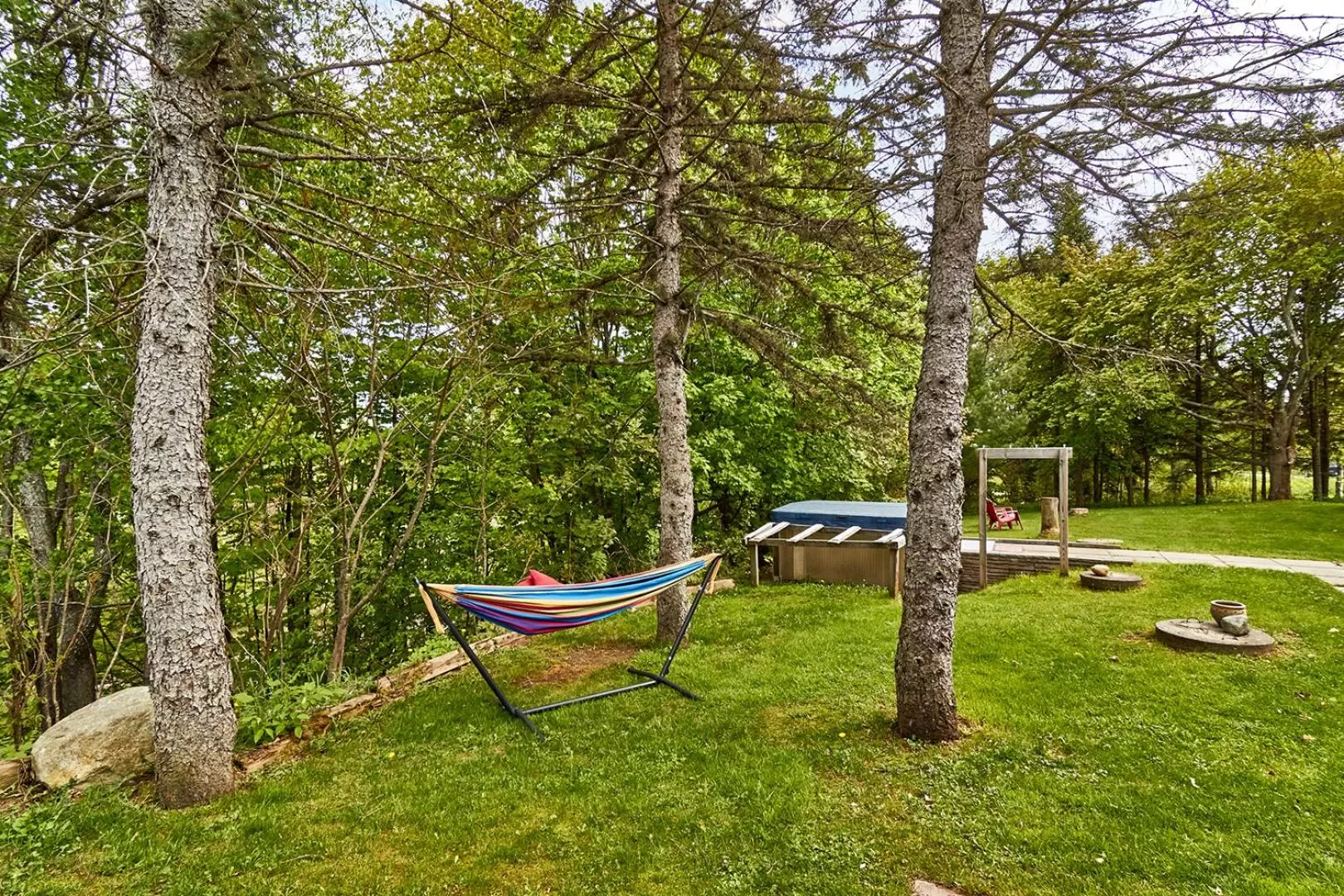 Garden in Auberge de la Tour et Spa