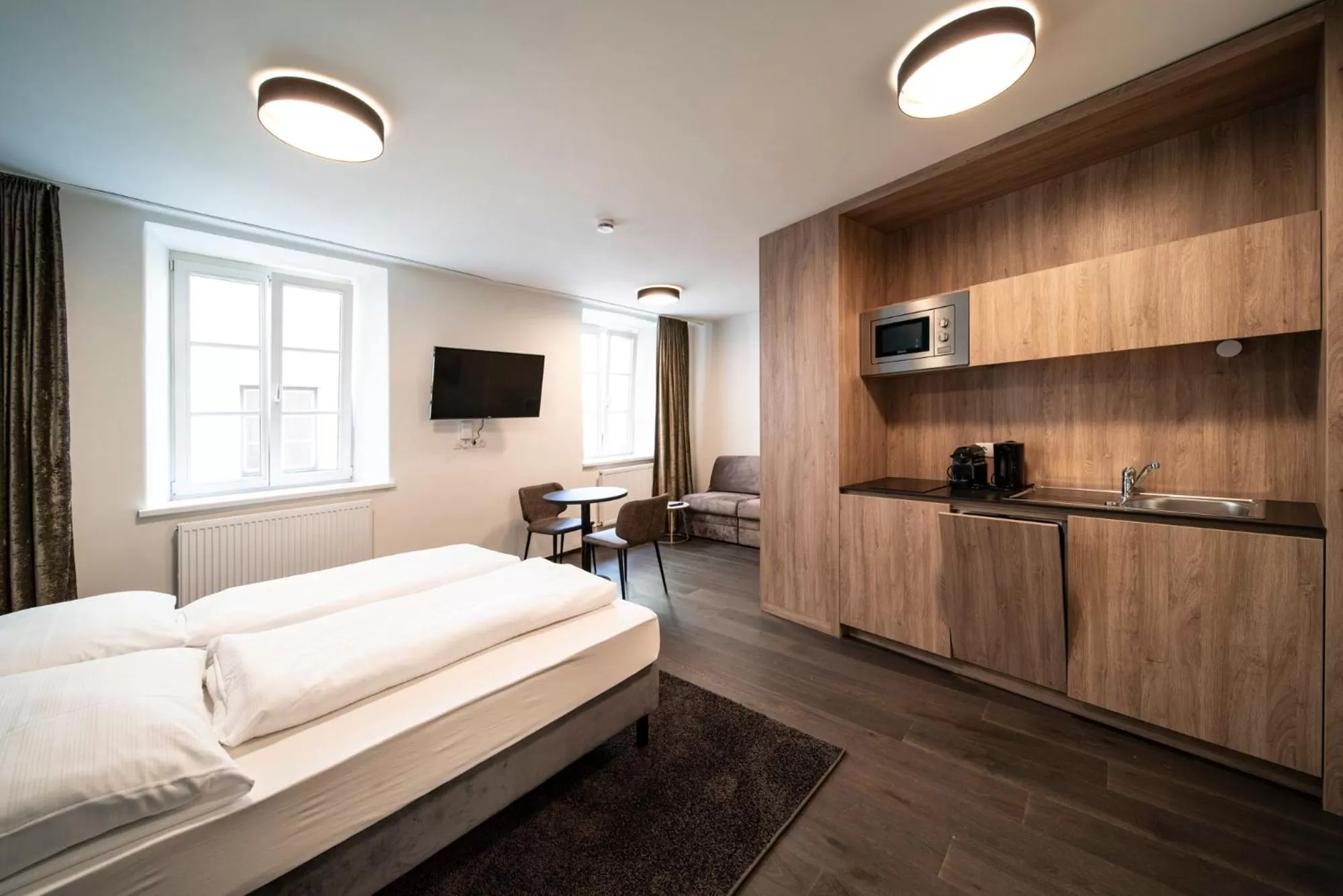 Photo of the whole room, Bed in Blackhome Innsbruck Boutique I contactless check-in