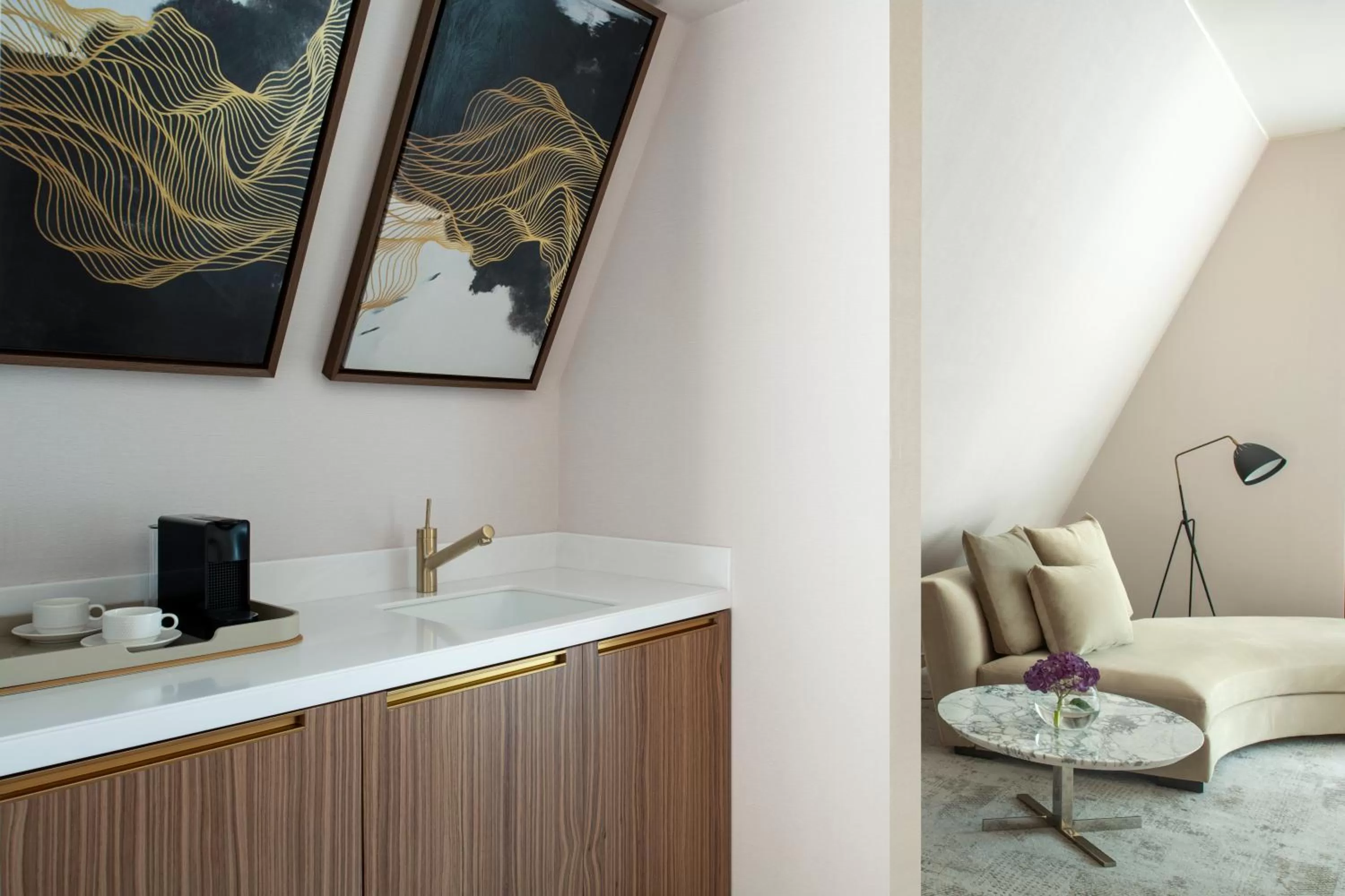 Living room in Steigenberger Hotel Doha