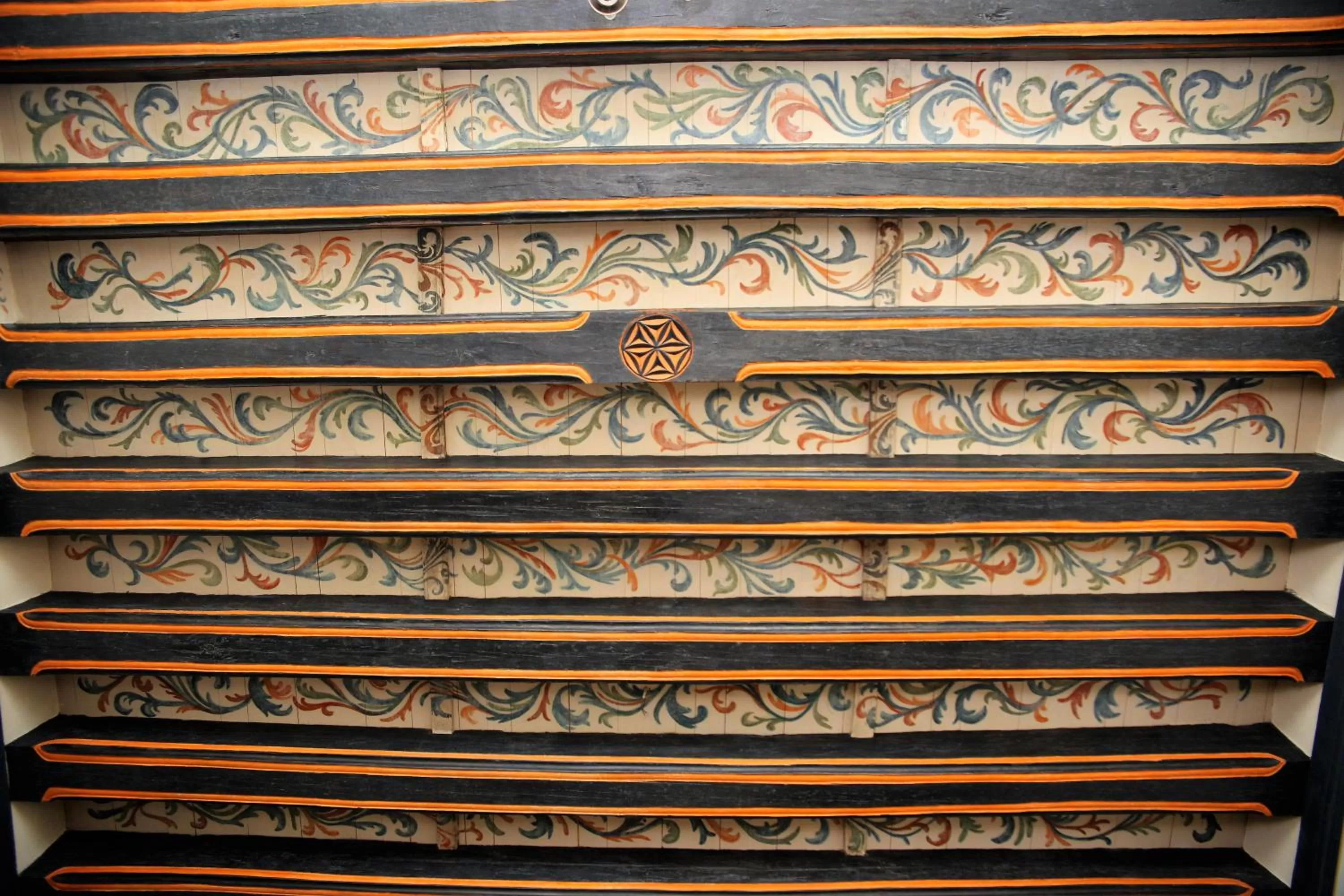 Decorative detail in Prudentia Residence Qulturalna