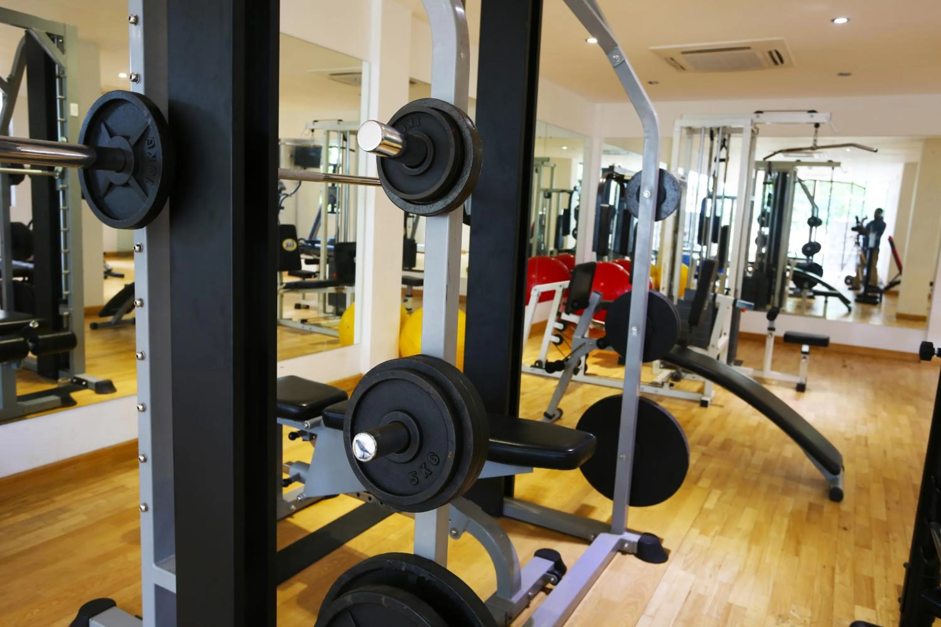 Fitness centre/facilities in Randholee Resort & Spa