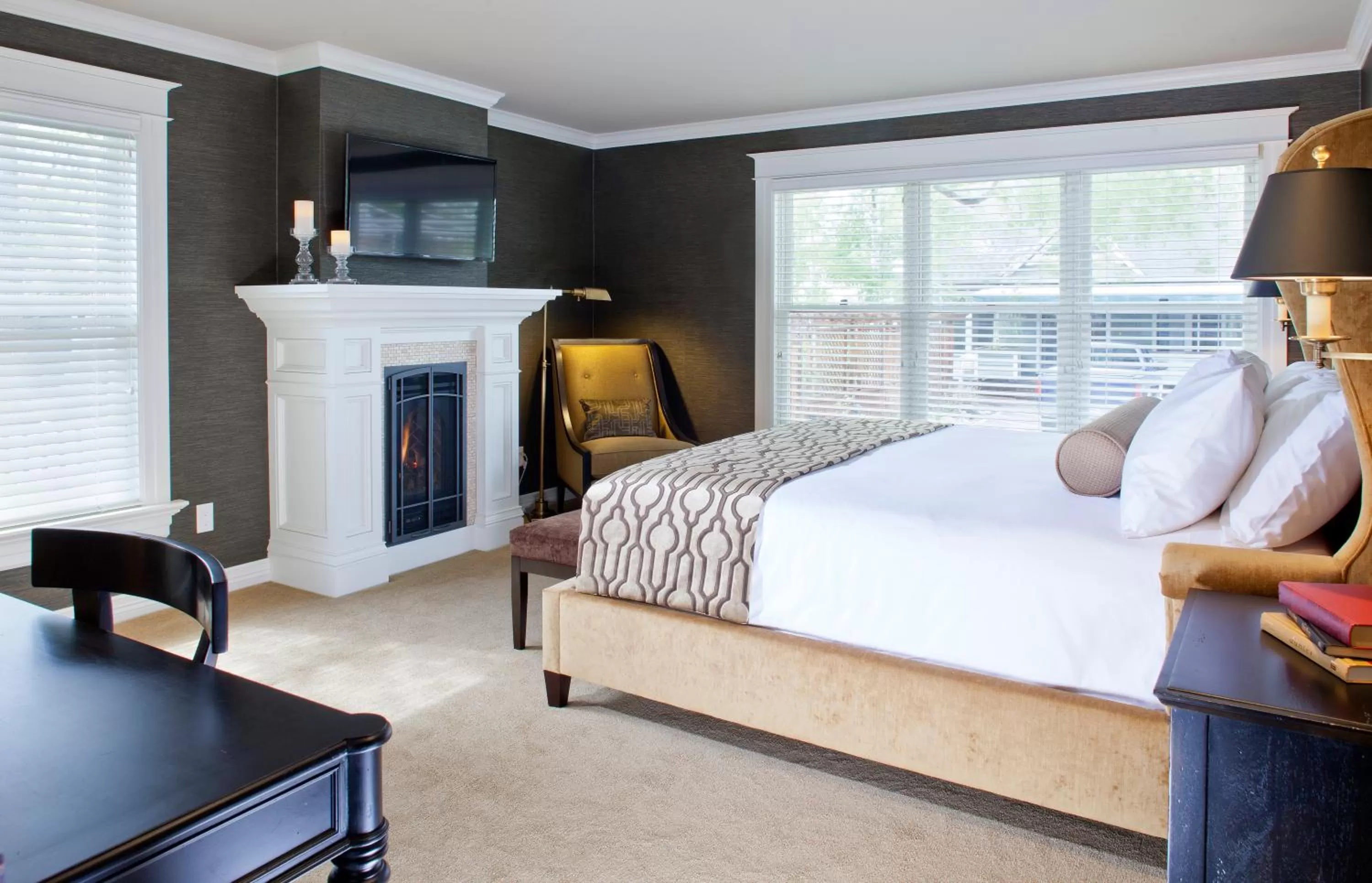 Photo of the whole room, Bed in Edwards House