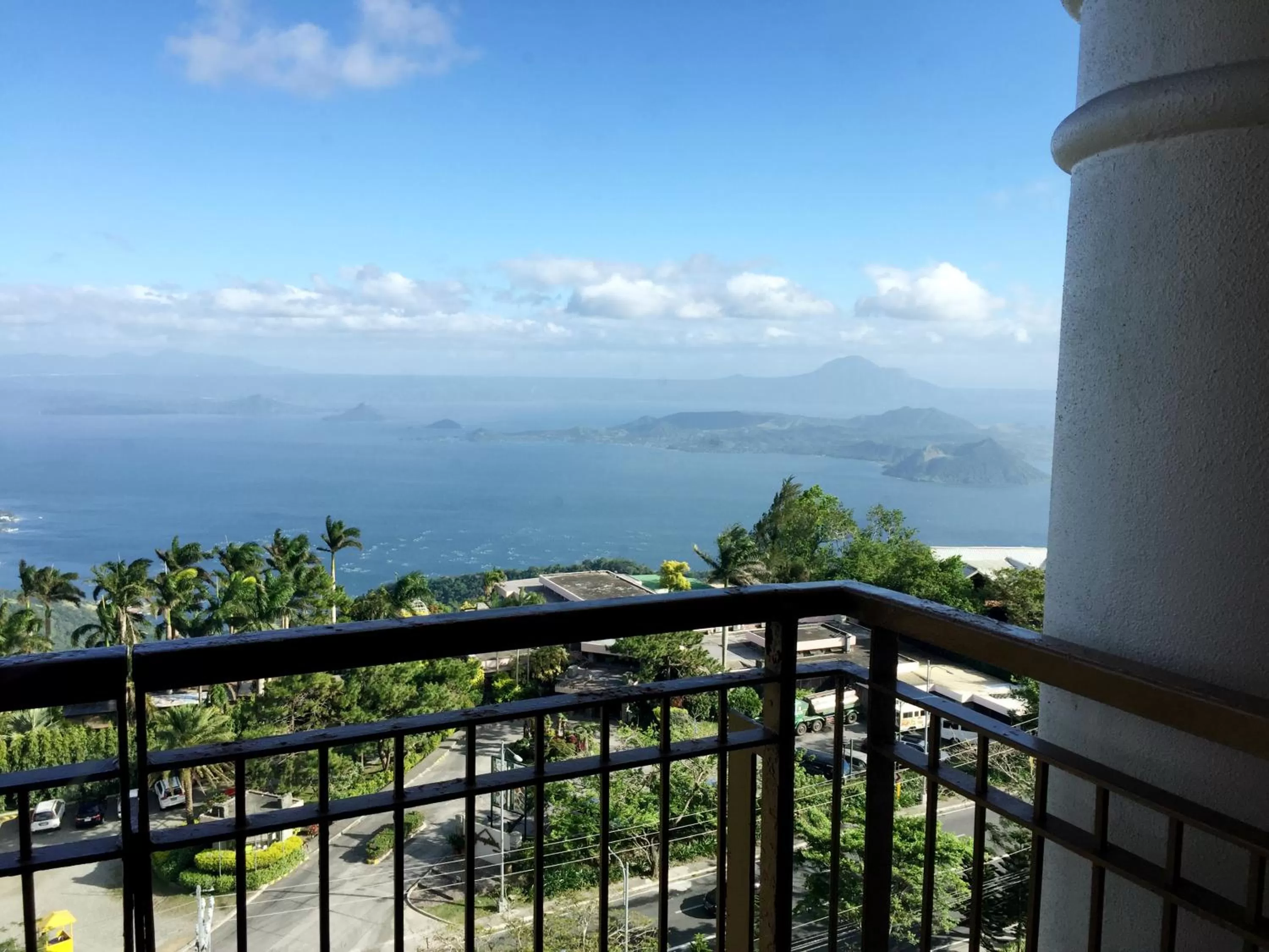 Lake view in Summit Ridge Tagaytay - Newly Renovated