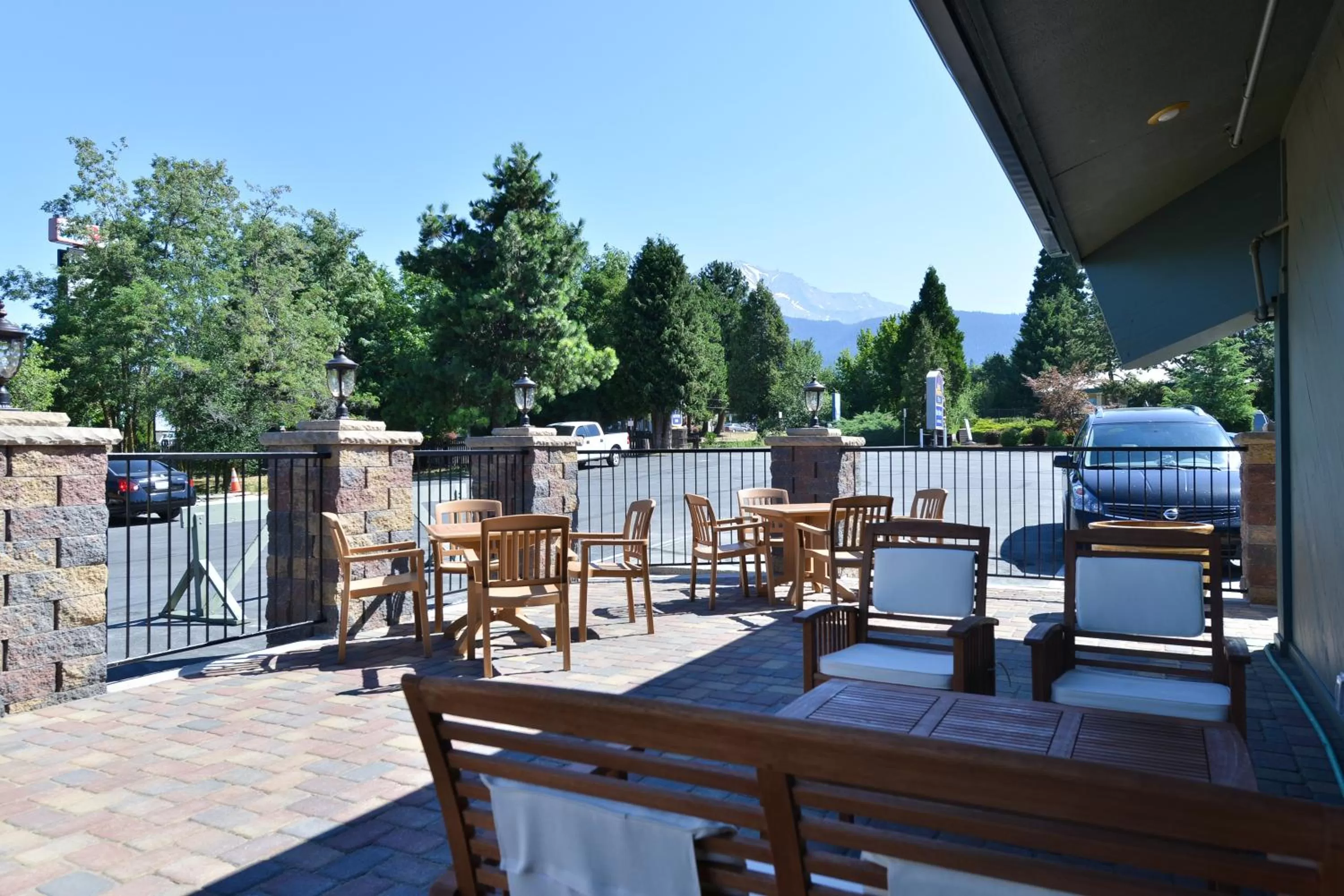 Food and drinks in Best Western Plus Tree House