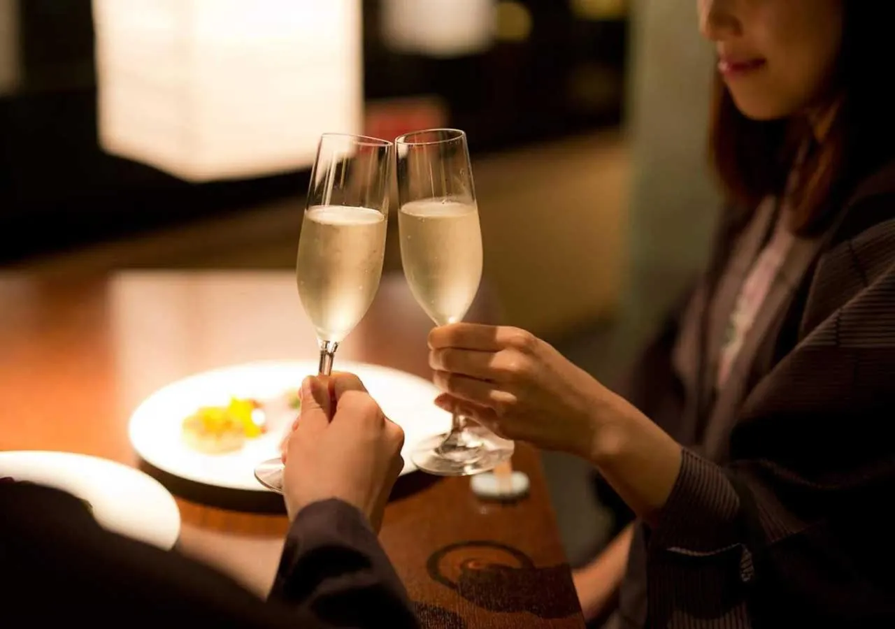 Food close-up in Aura Tachibana