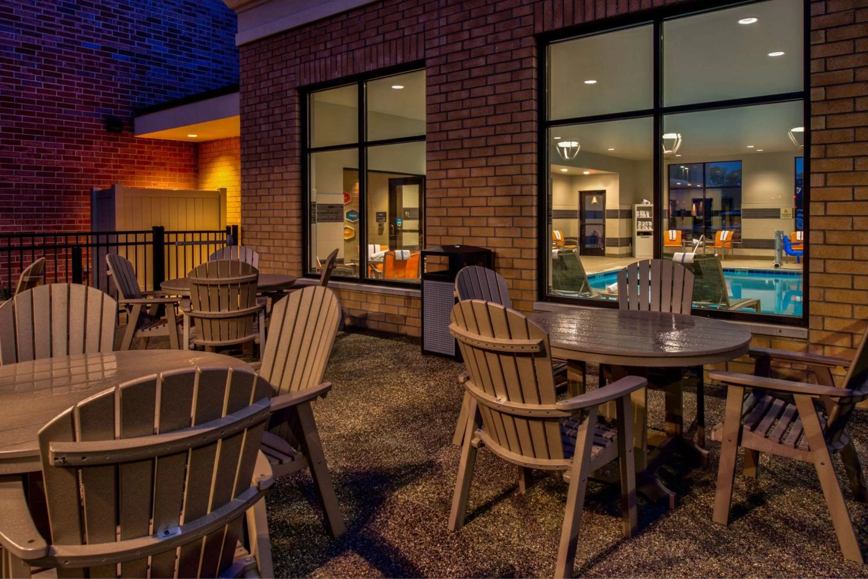 Patio in Hampton Inn & Suites Wixom/Novi/Detroit, Mi