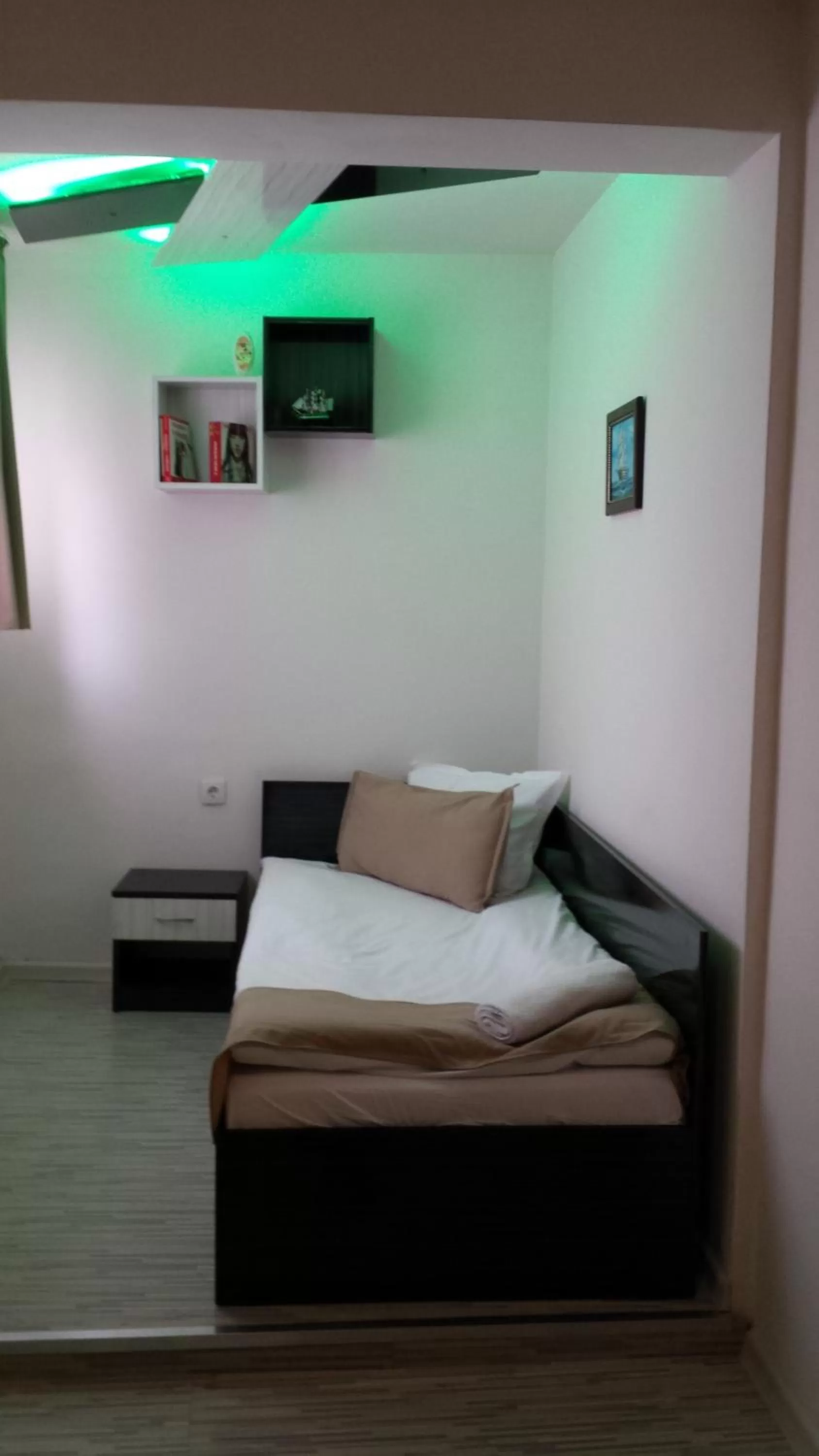 Photo of the whole room, Bed in Tiara Hotel