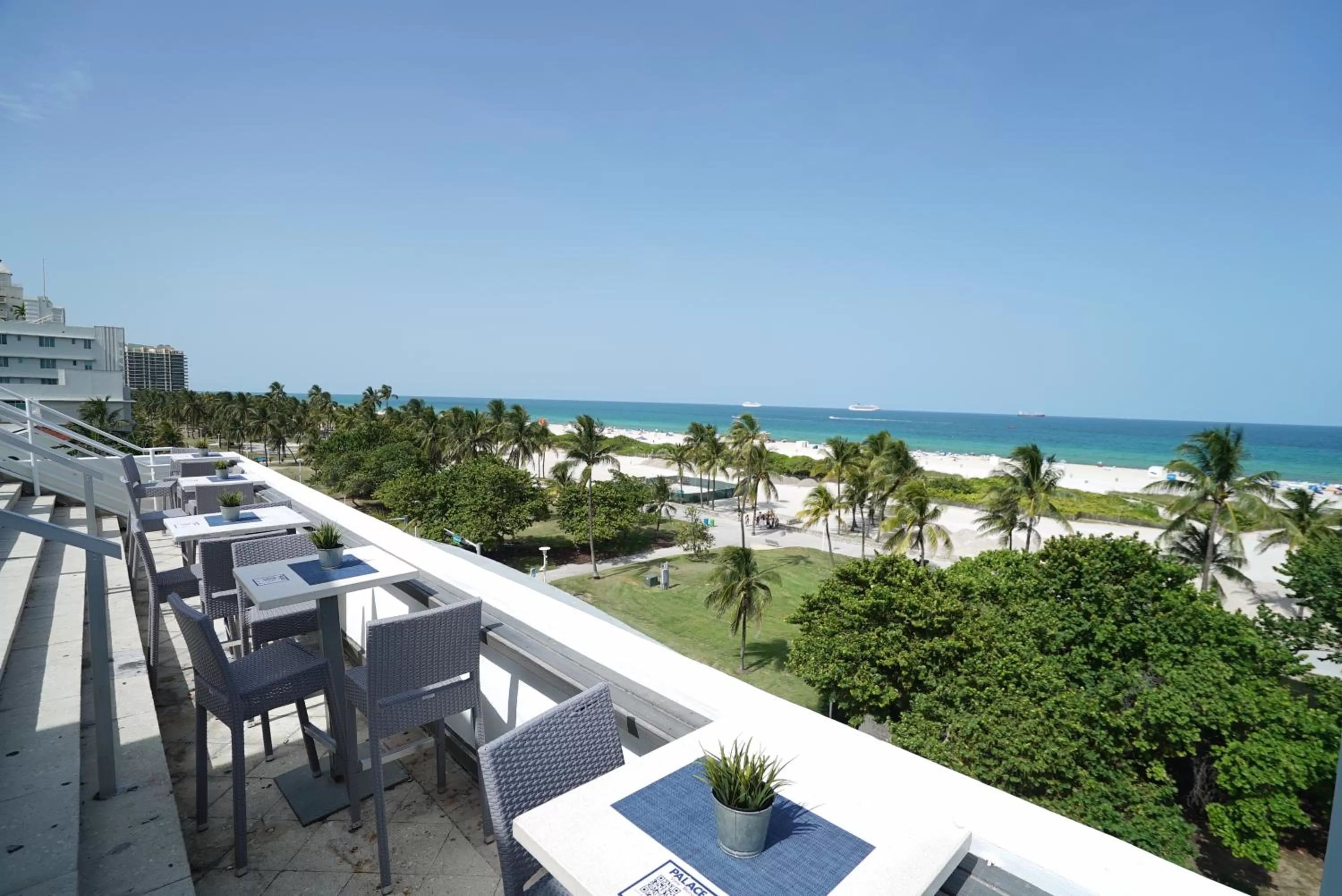 Lounge or bar in Deluxe apartments at the Congress