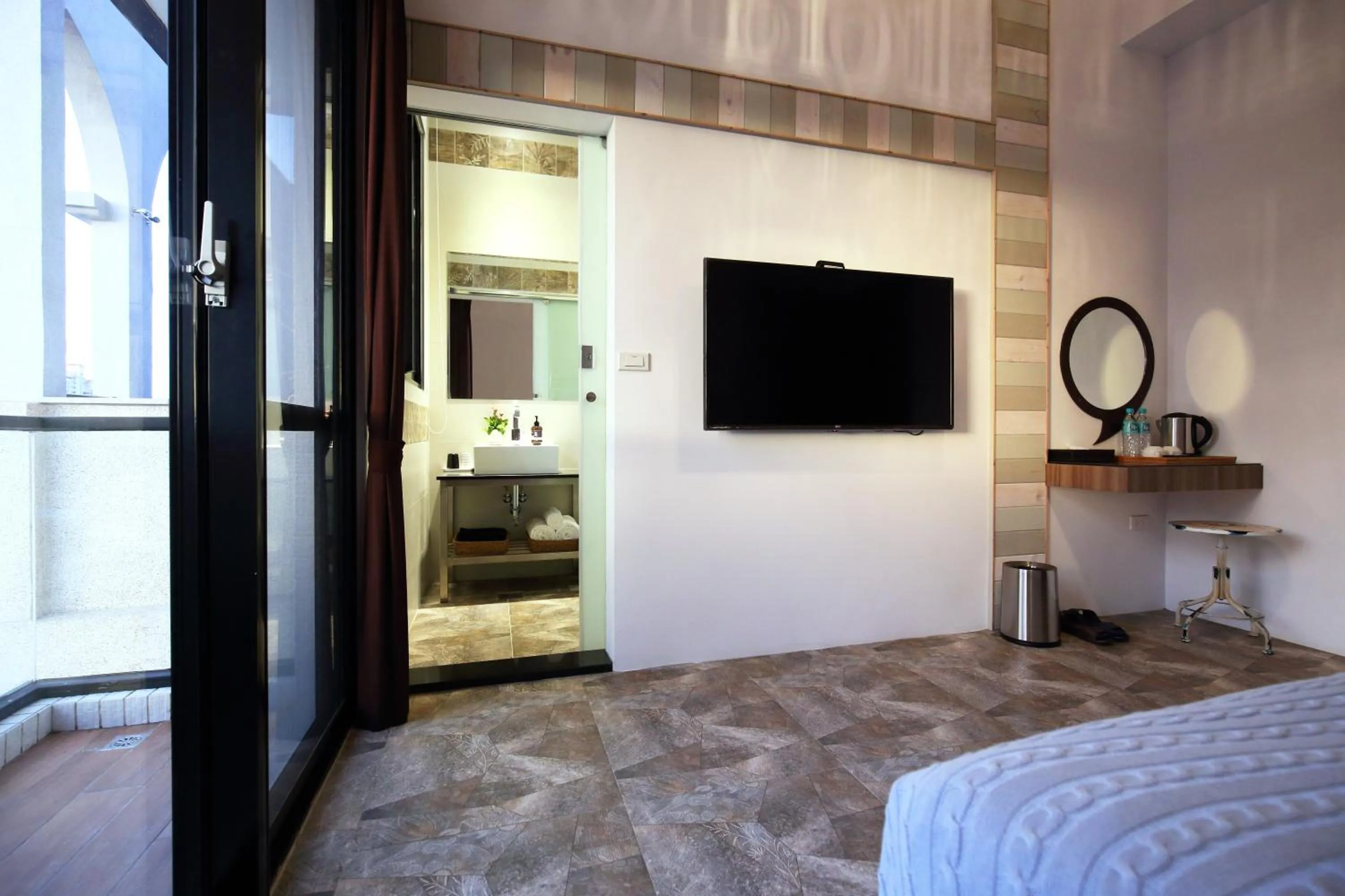 指南針民宿2178 & 工殿民宿2182