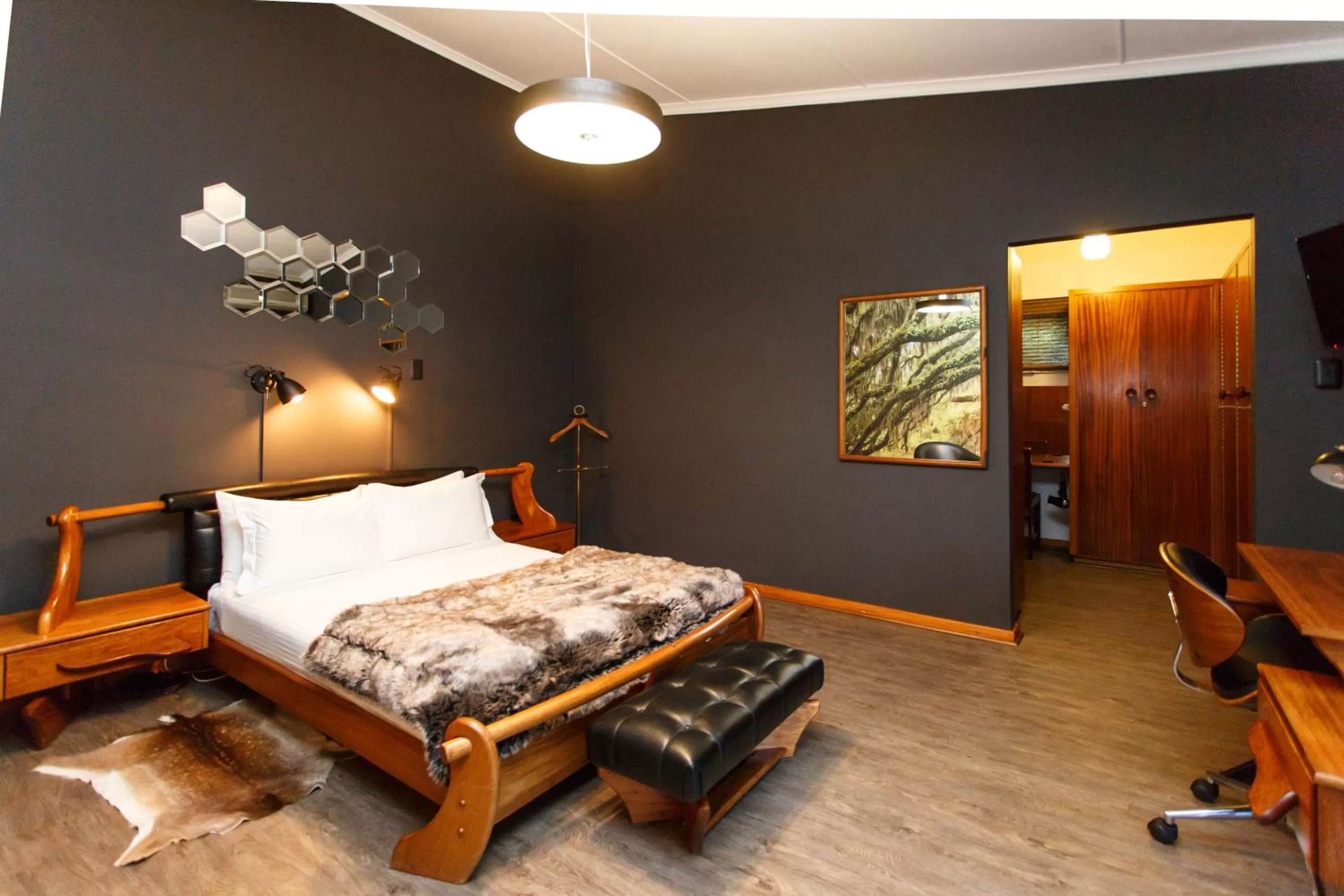 Bedroom, Bed in Miles B&B Guest House