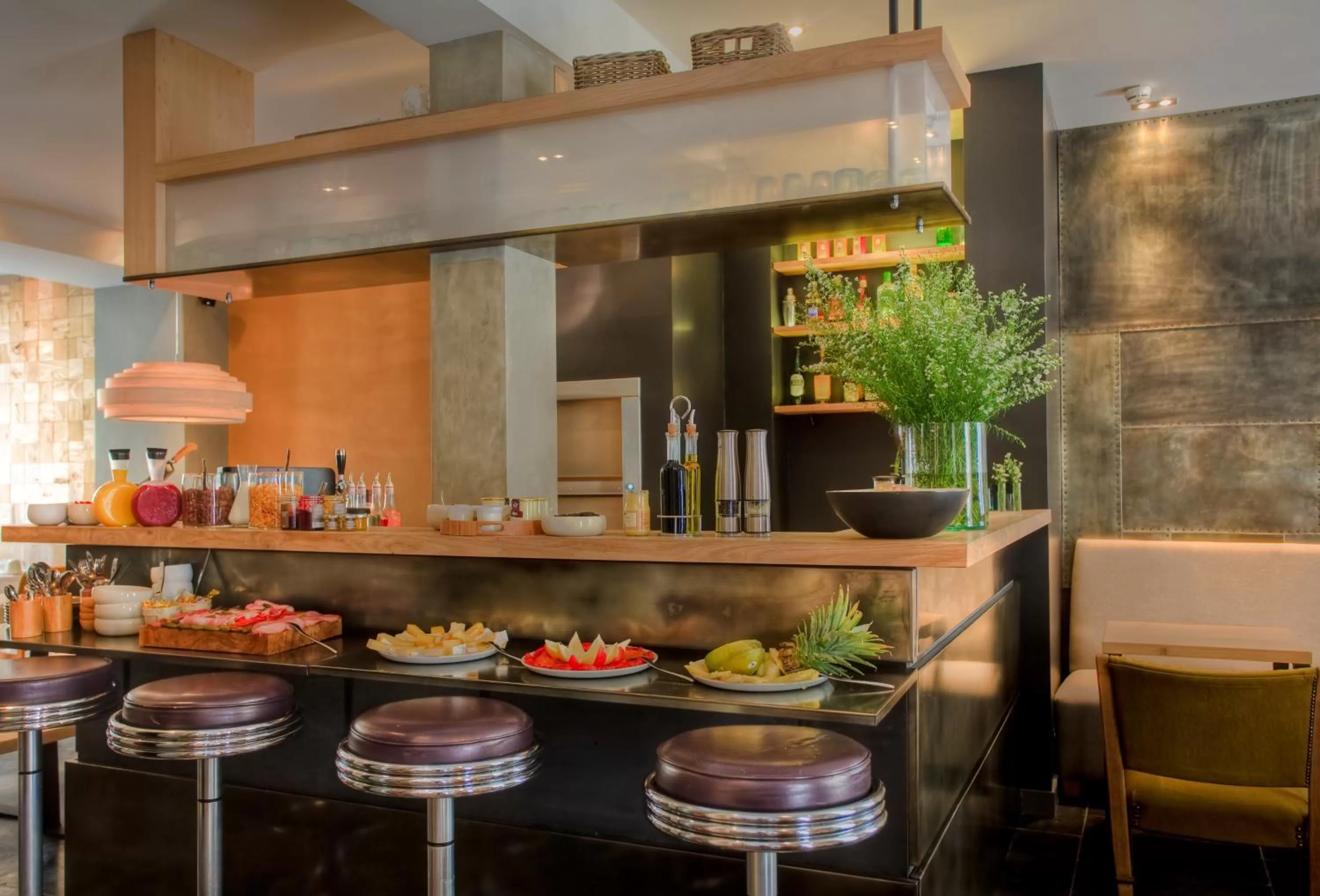 Food and drinks in Hidden Hotel