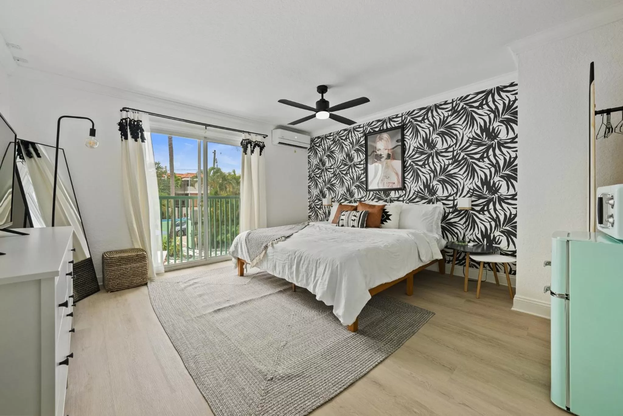 Deluxe King  in Las Olas Guest House