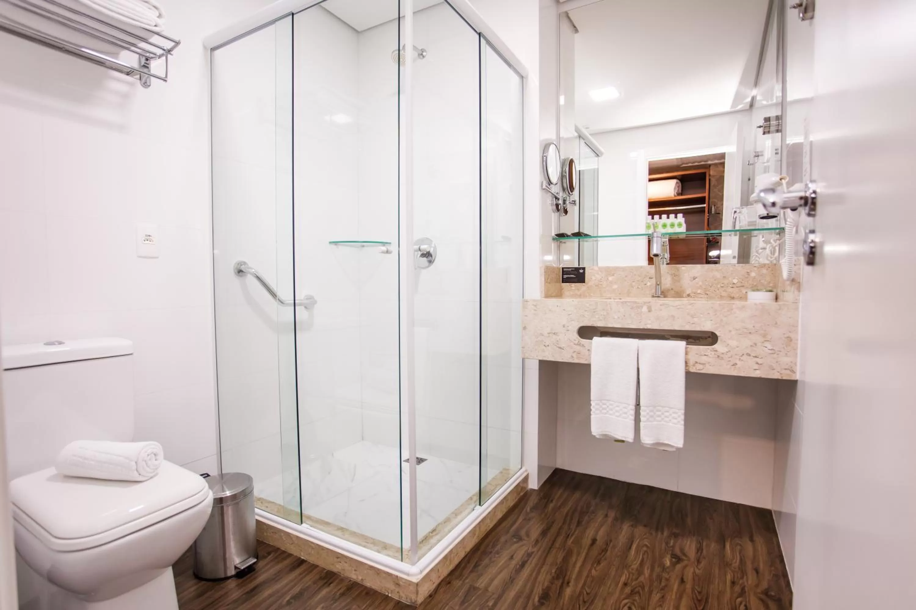 Shower in Sofistic Hotel