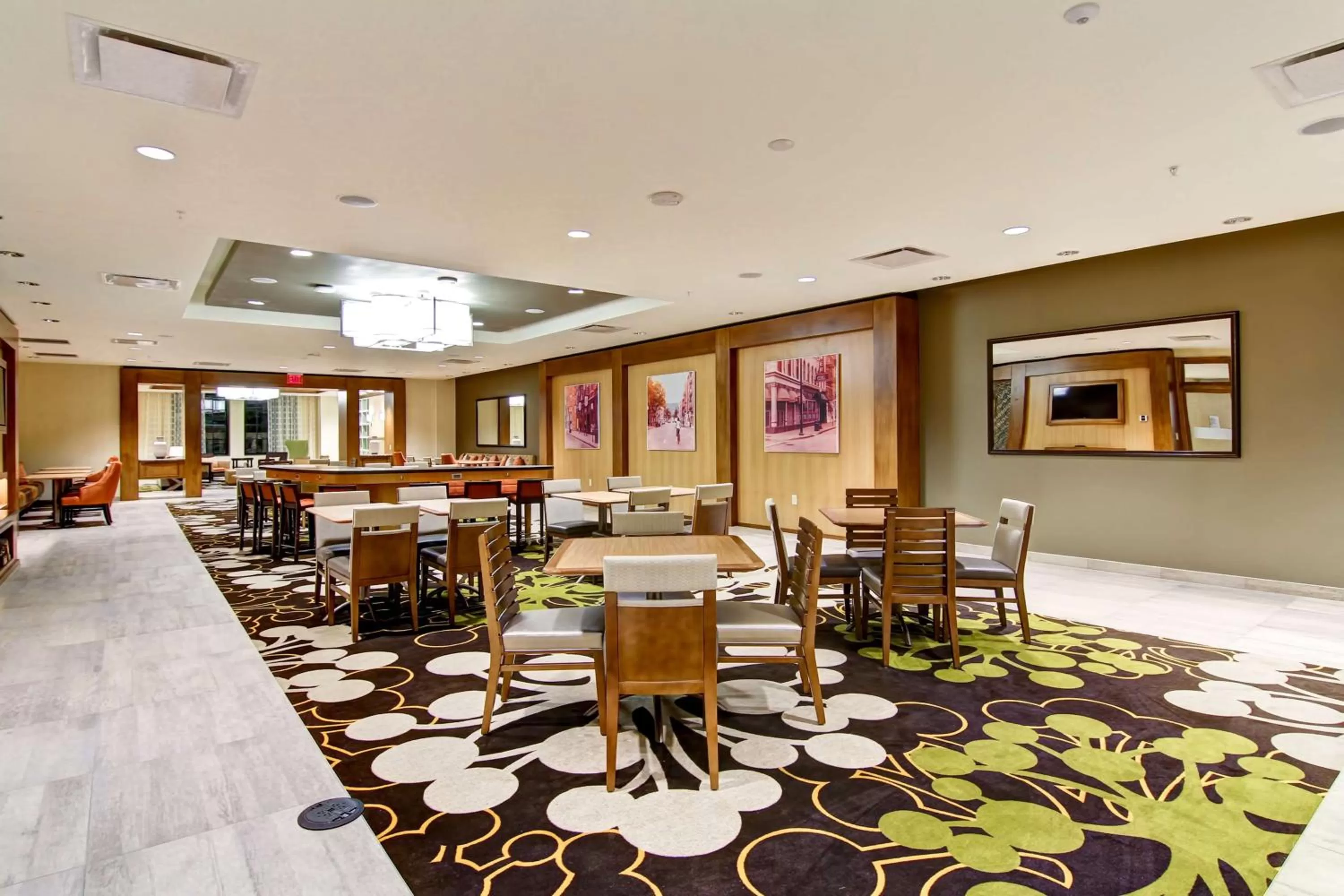 Restaurant/places to eat in Homewood Suites by Hilton Cincinnati-Downtown