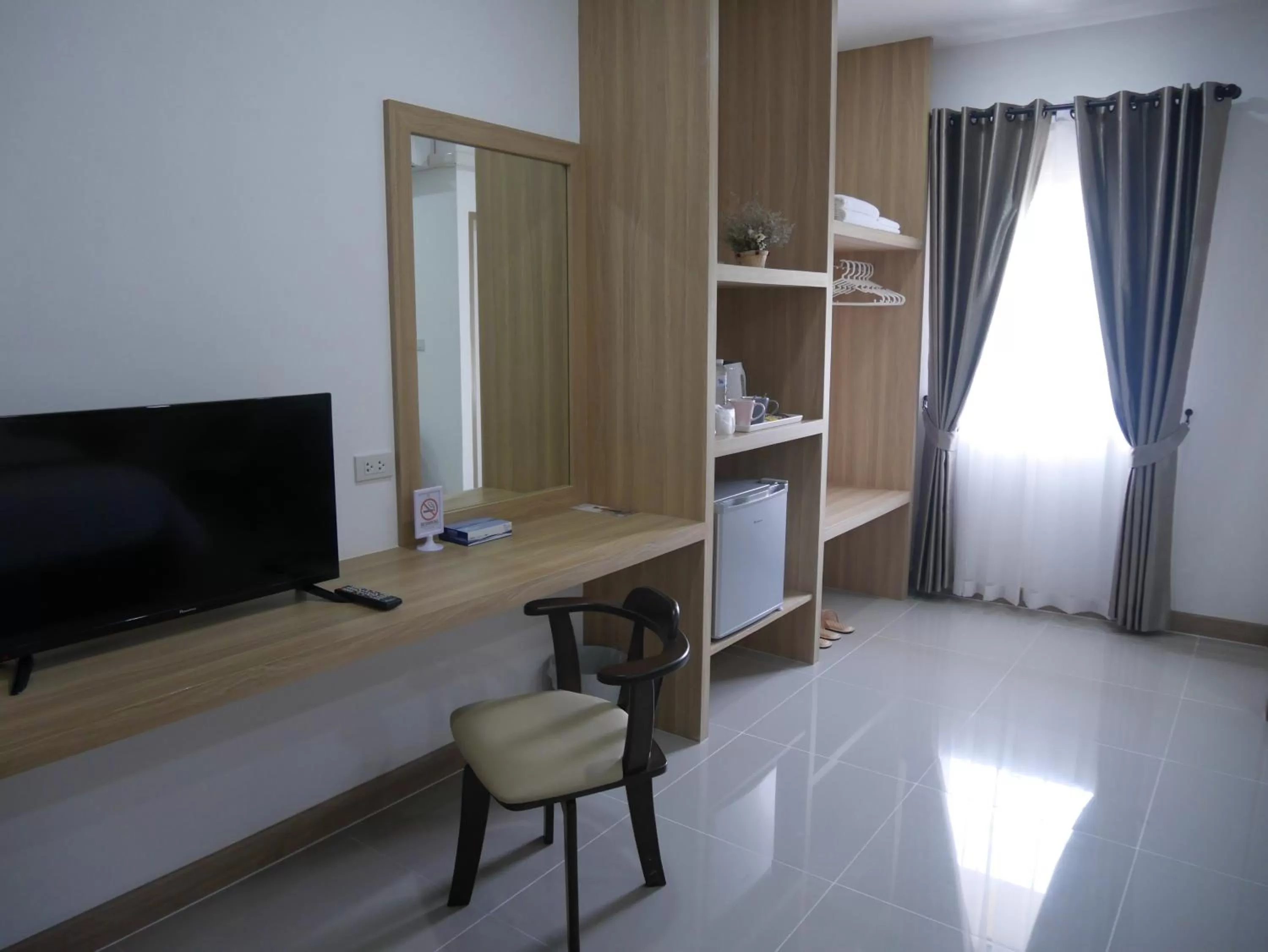 TV and multimedia in Nine Smiths Hotels Chiangmai