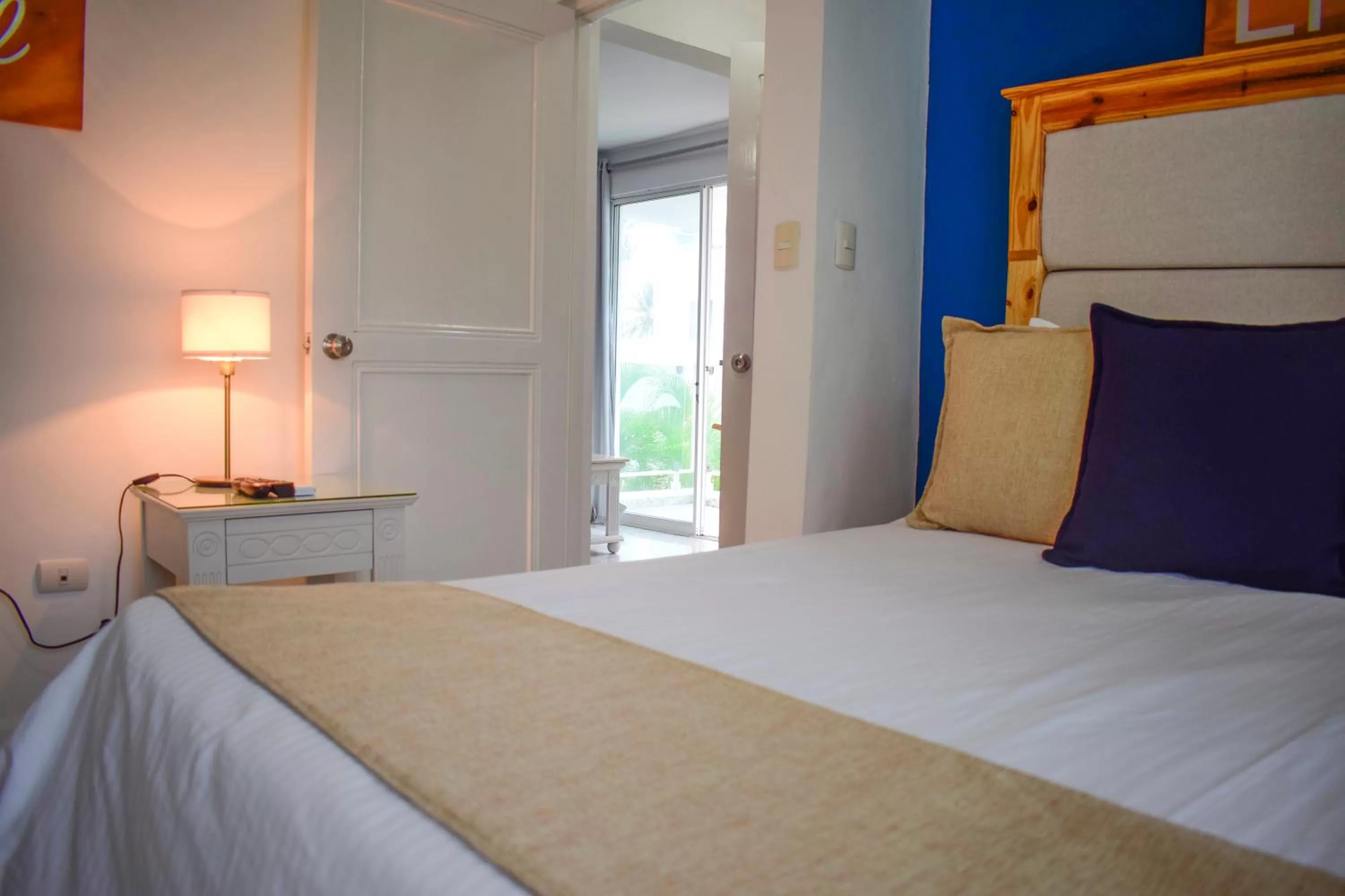 Bedroom, Bed in Green Coast Beach Hotel