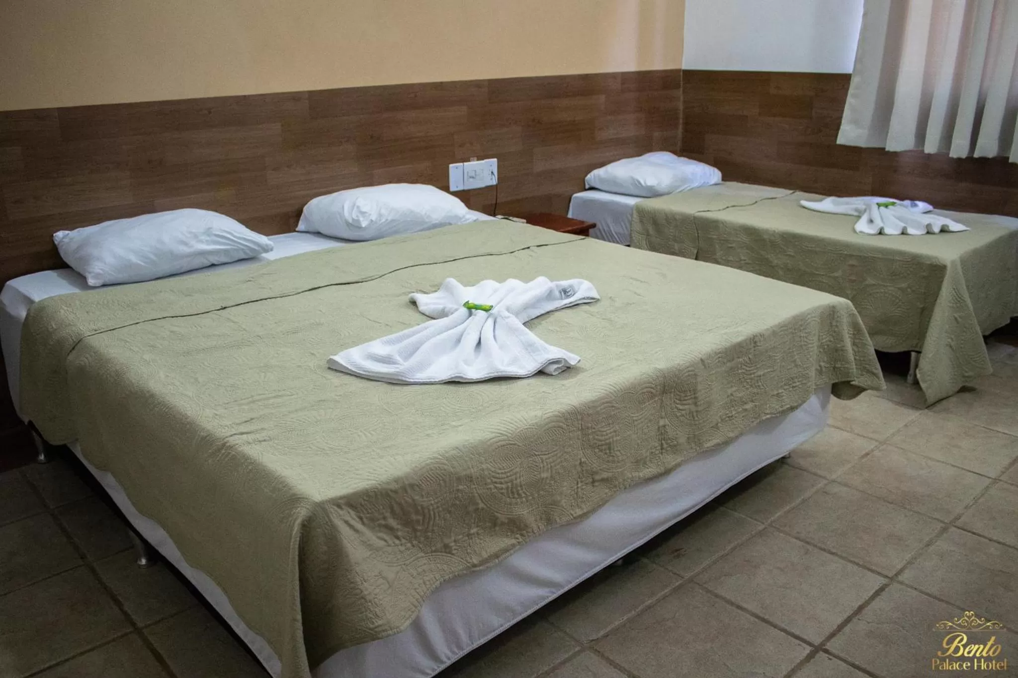 Bed in Bento palace hotel