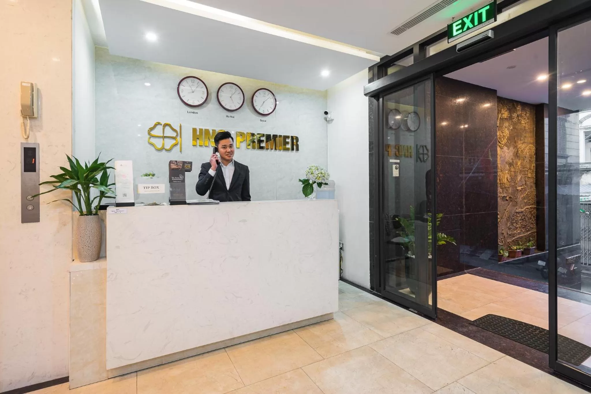 Lobby or reception in HNC Premier Hotel & Residences