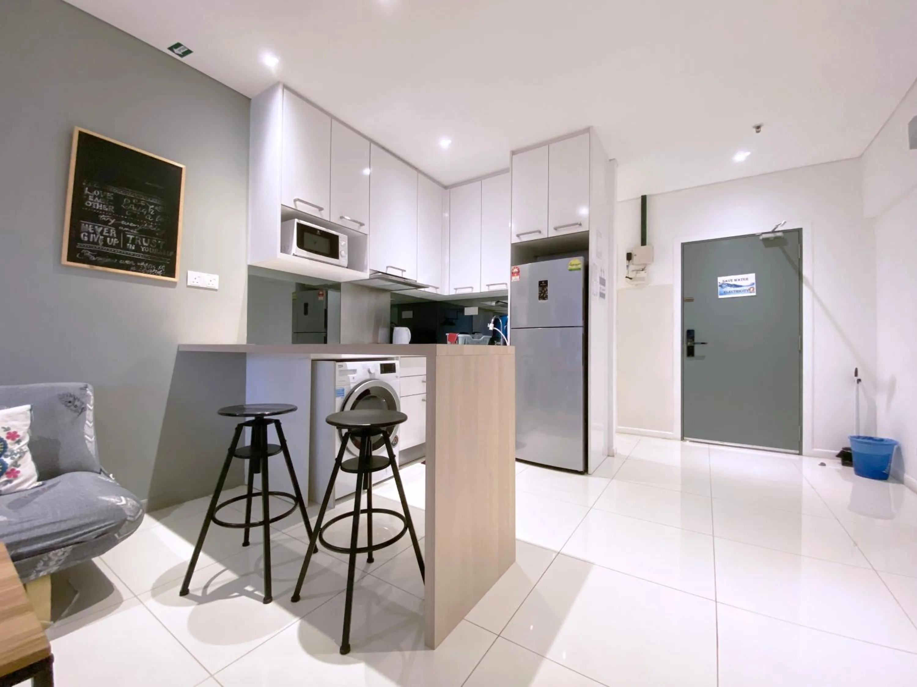 Mercu Summer Suite KLCC @ Penguin Homes