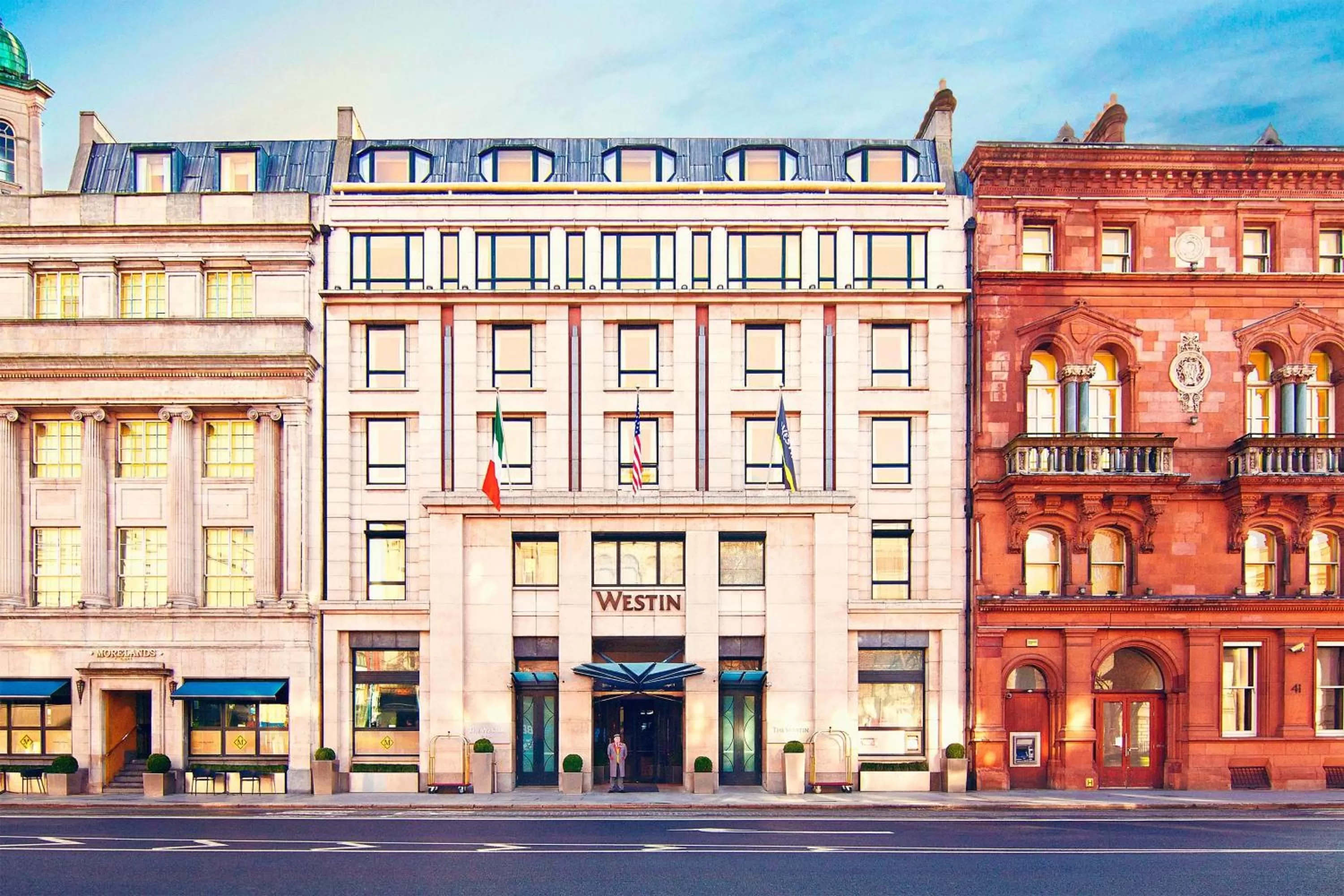 The College Green Dublin Hotel, Autograph Collection