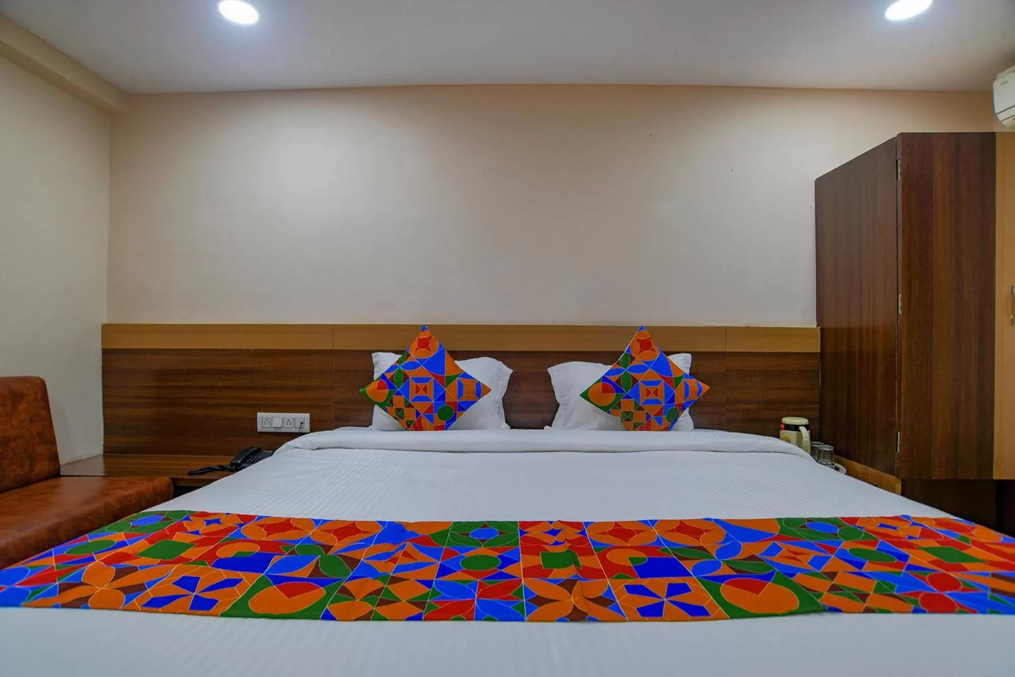Bed in FabHotel Pishori