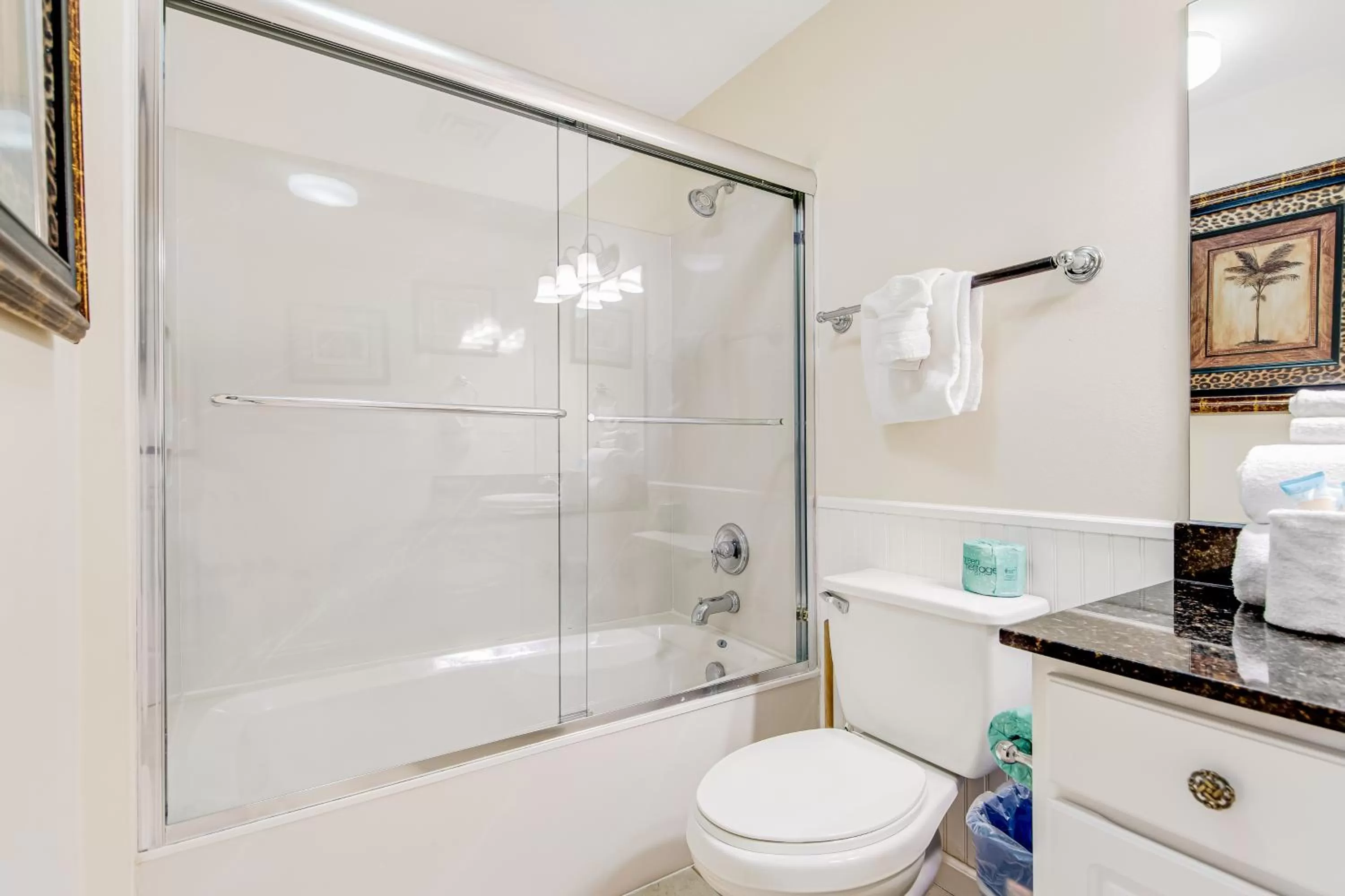 Bathroom in Calypso 603W