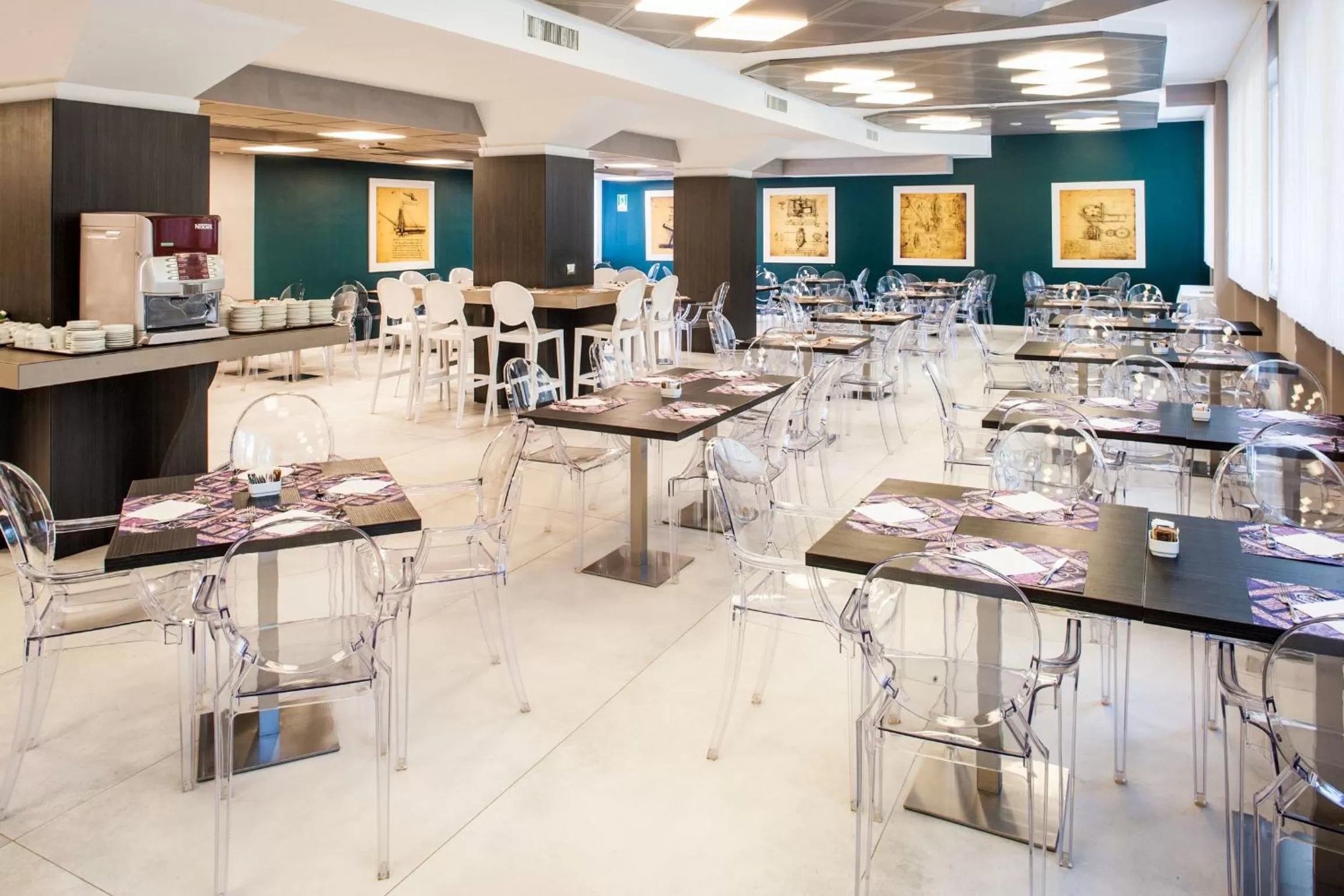 Restaurant/places to eat in Hotel Da Vinci