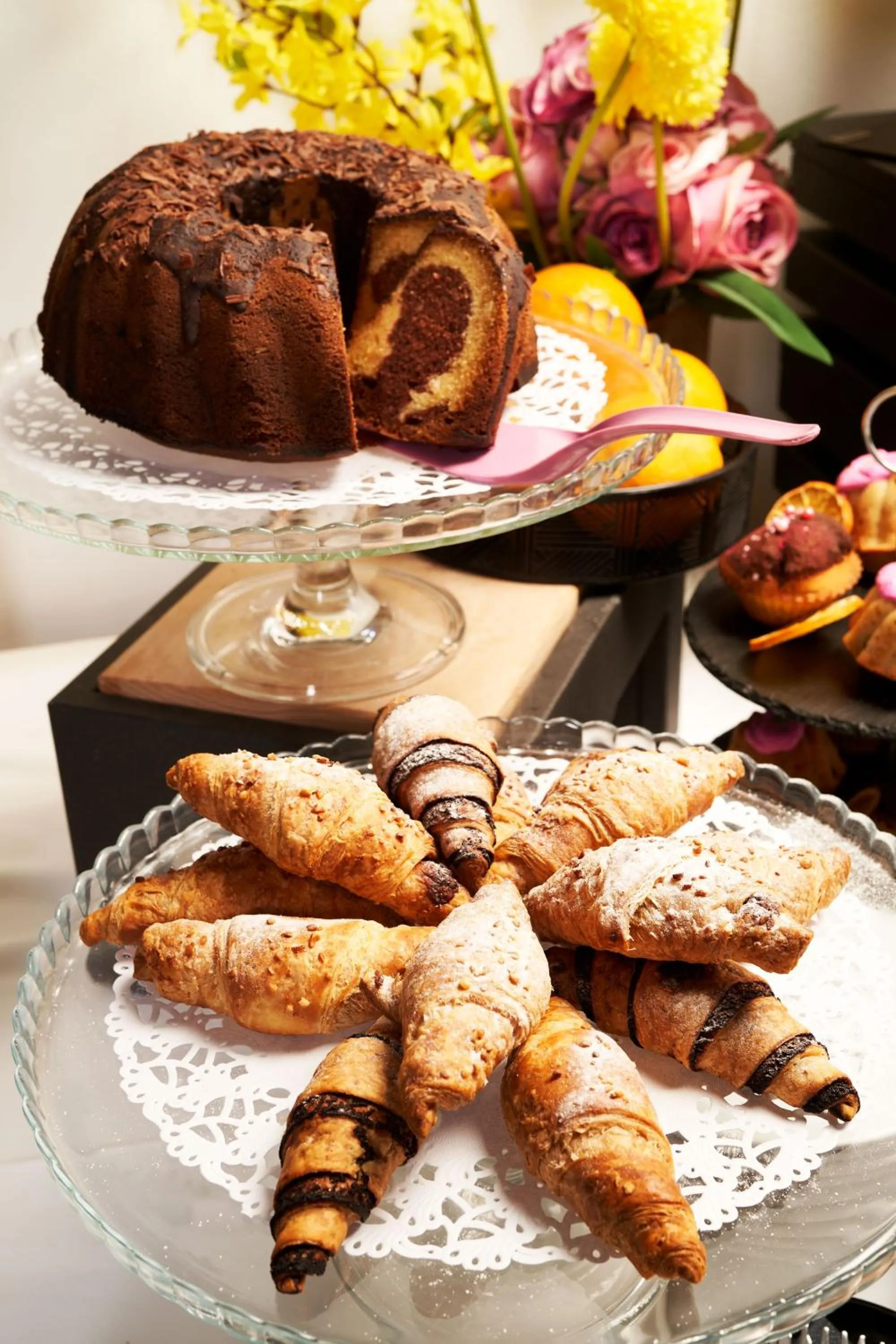 Restaurant/places to eat in Art Hotel Like