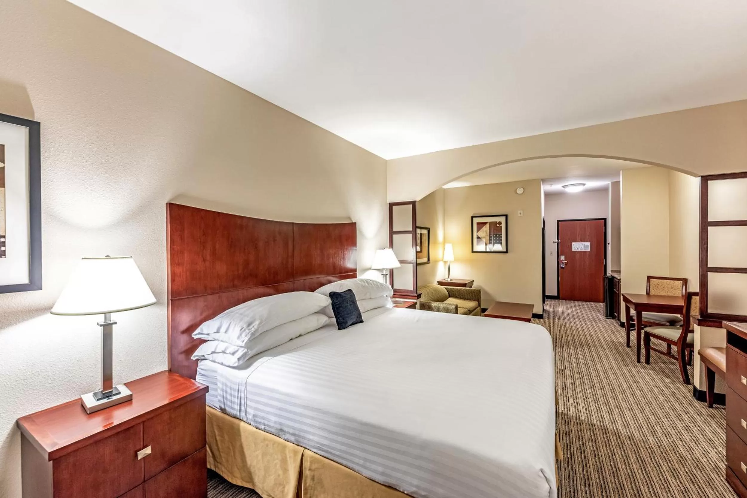 Bedroom, Bed in Red Lion Inn & Suites Mineral Wells