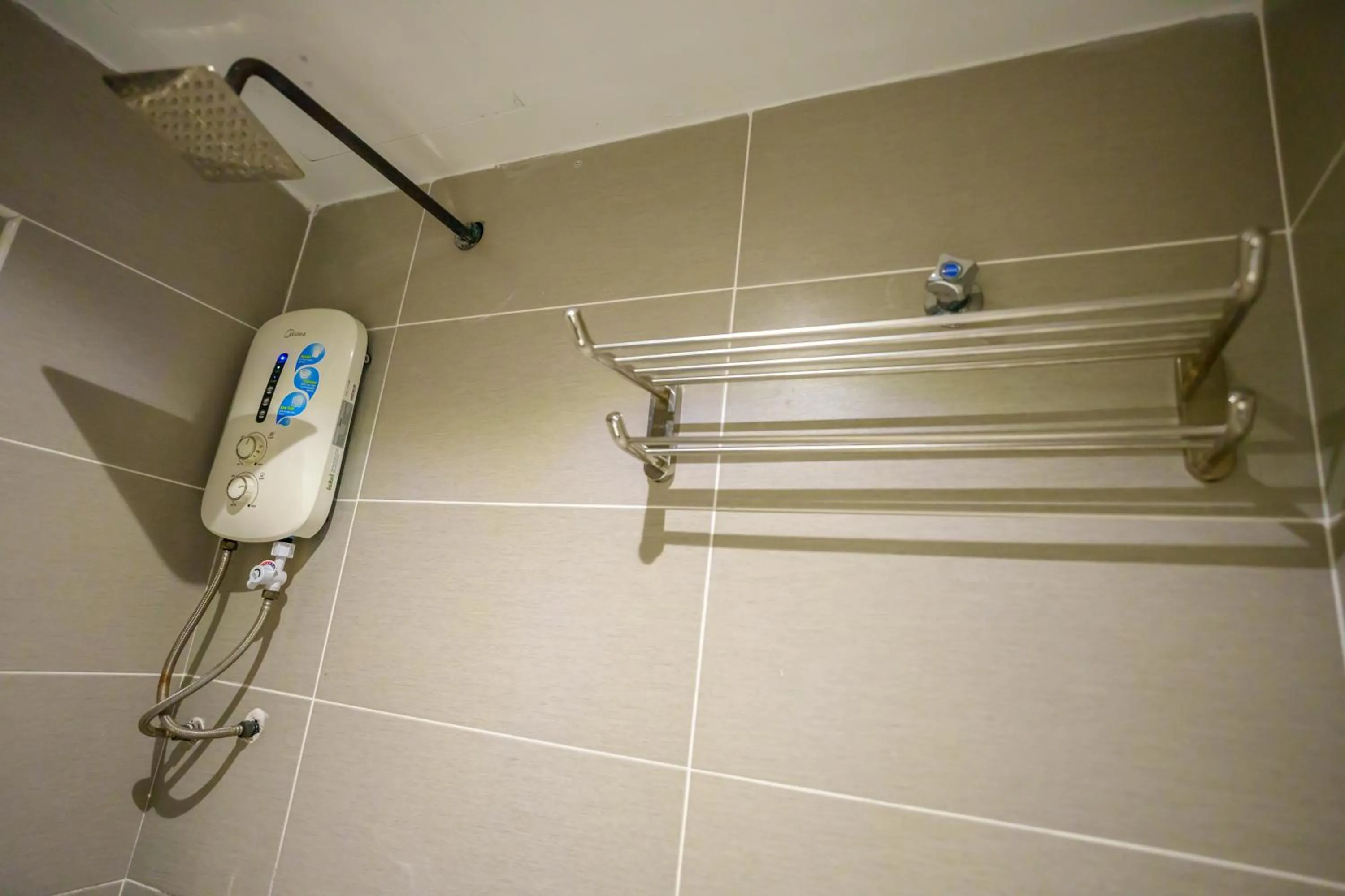 Shower in Euro Life Hotel @ KL Sentral