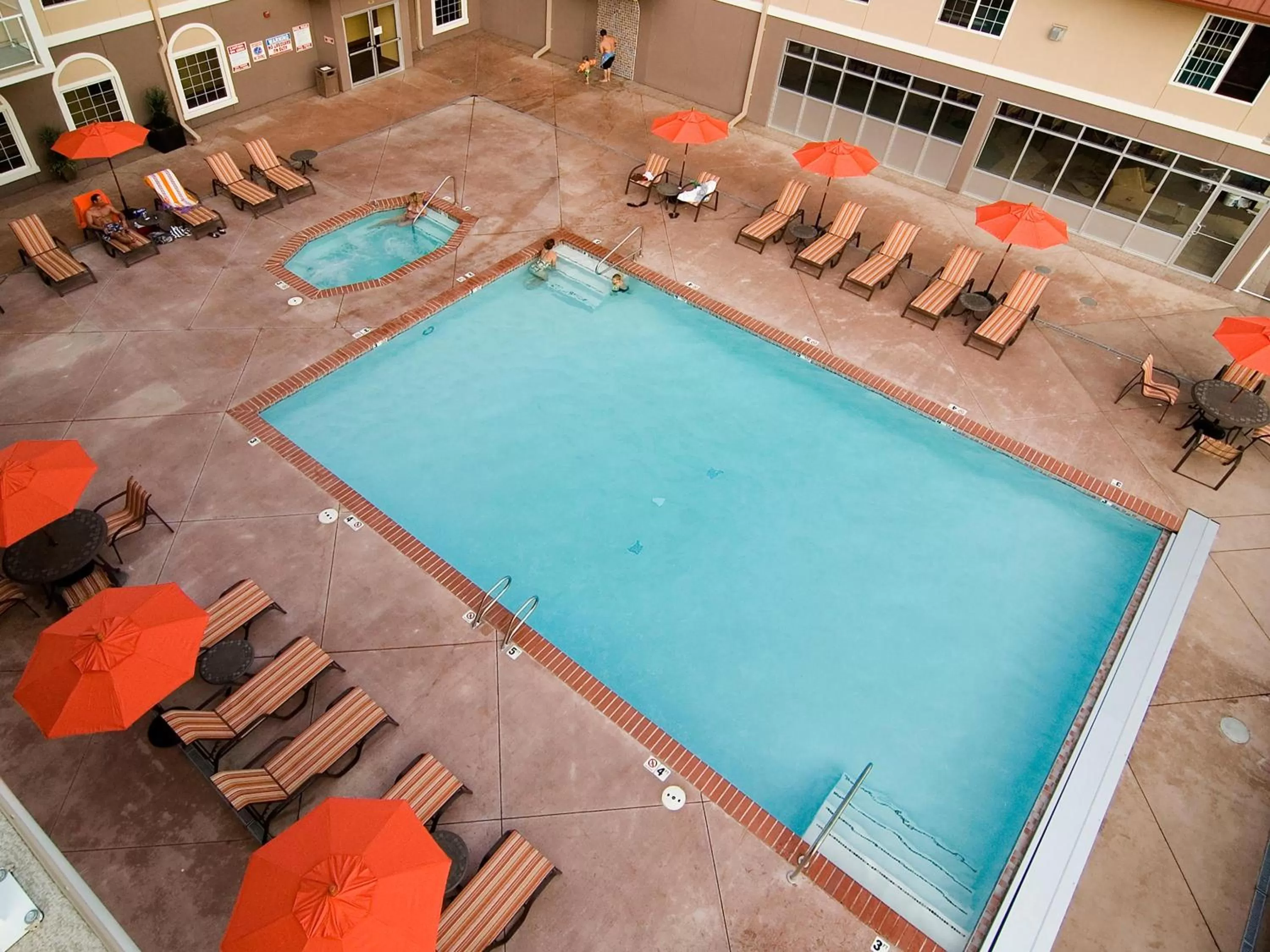 Swimming pool in Raintree's Sandcastle, Birch Bay