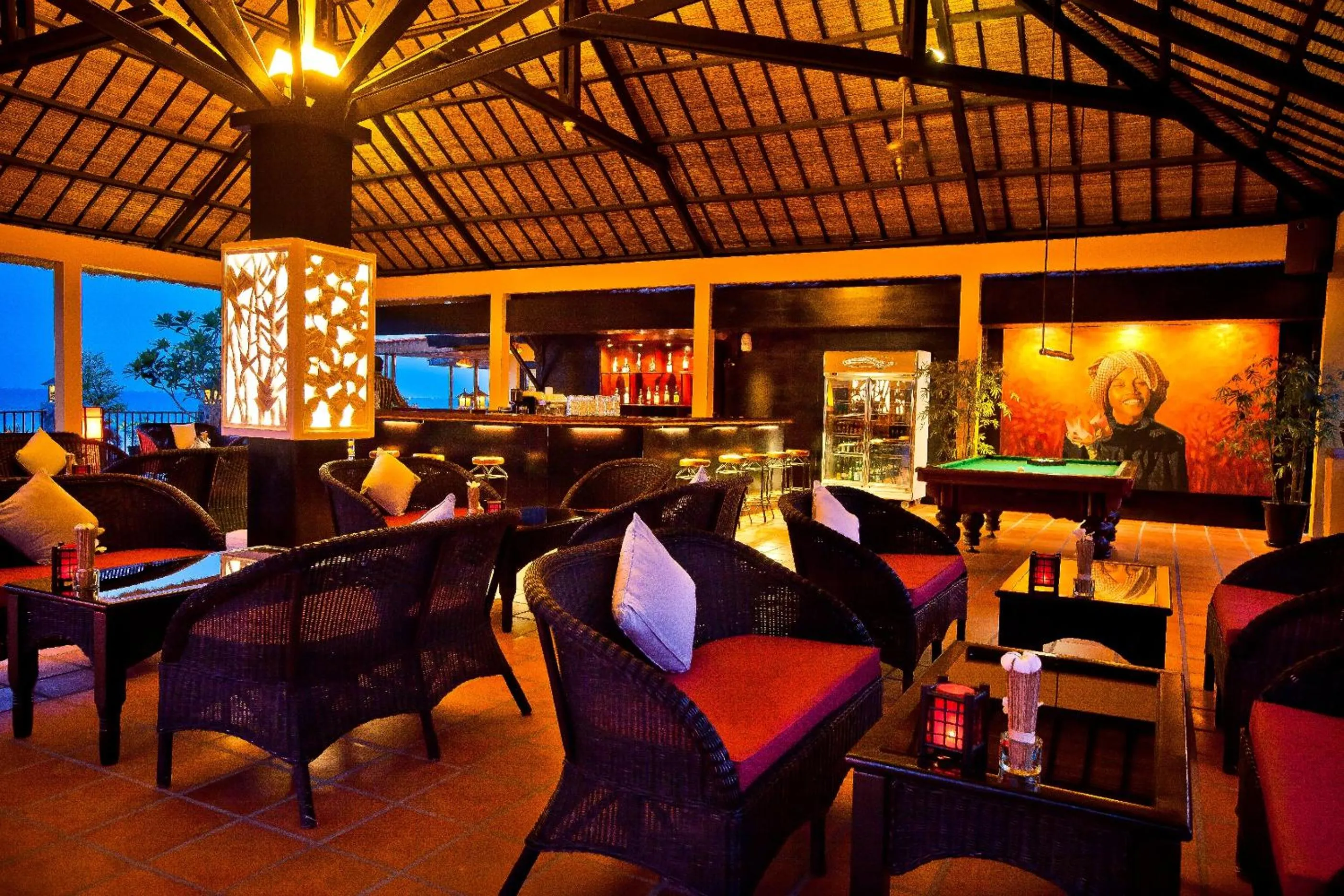 Lounge or bar in Victoria Phan Thiet Beach Resort & Spa
