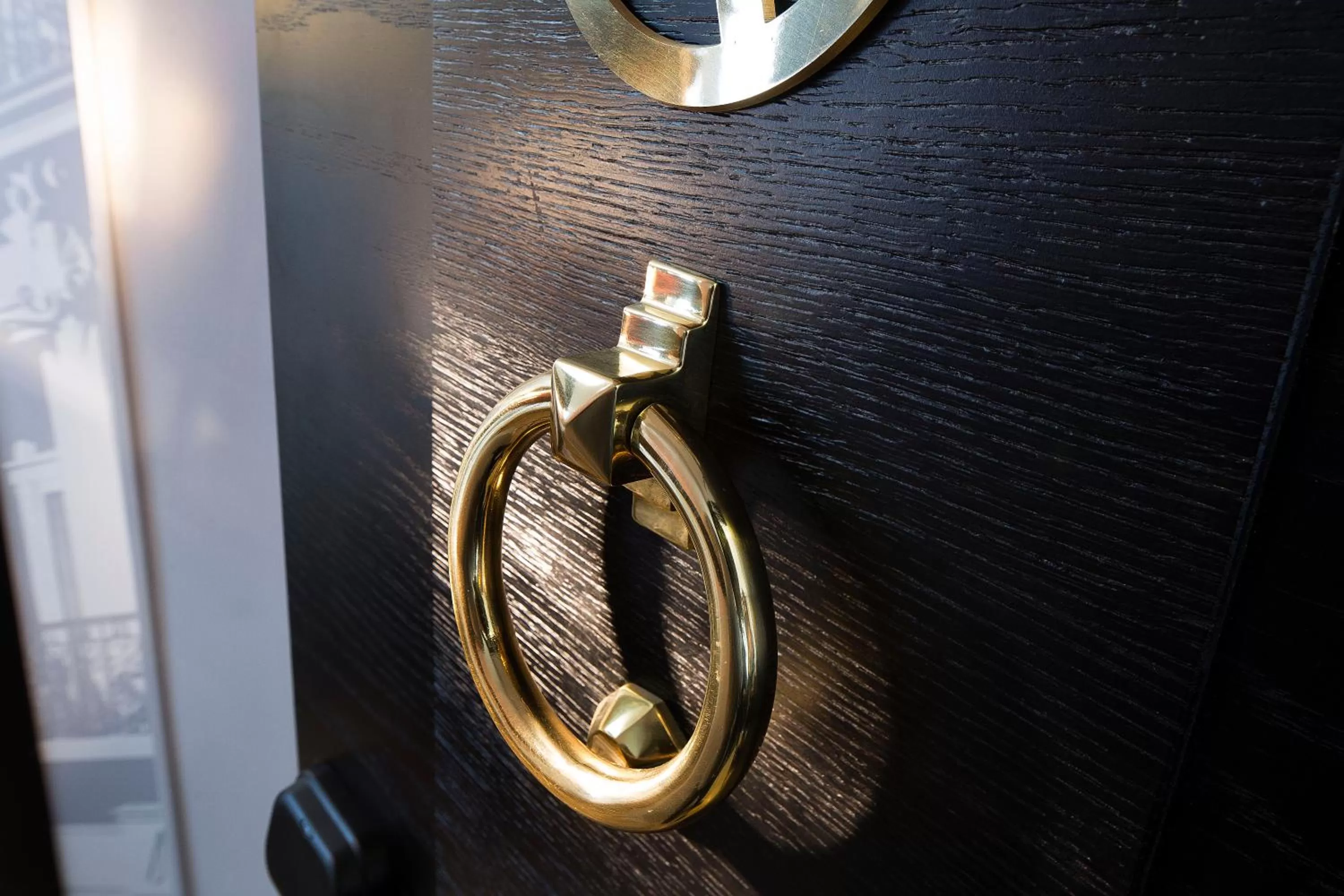 Decorative detail in Hotel Plaza Elysées