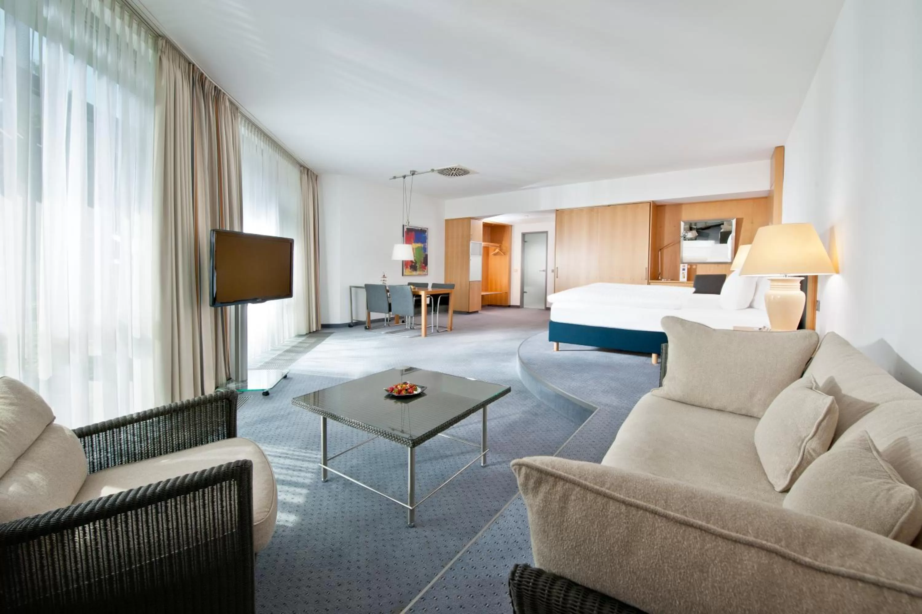 Photo of the whole room, Bed in Dorint Pallas Wiesbaden