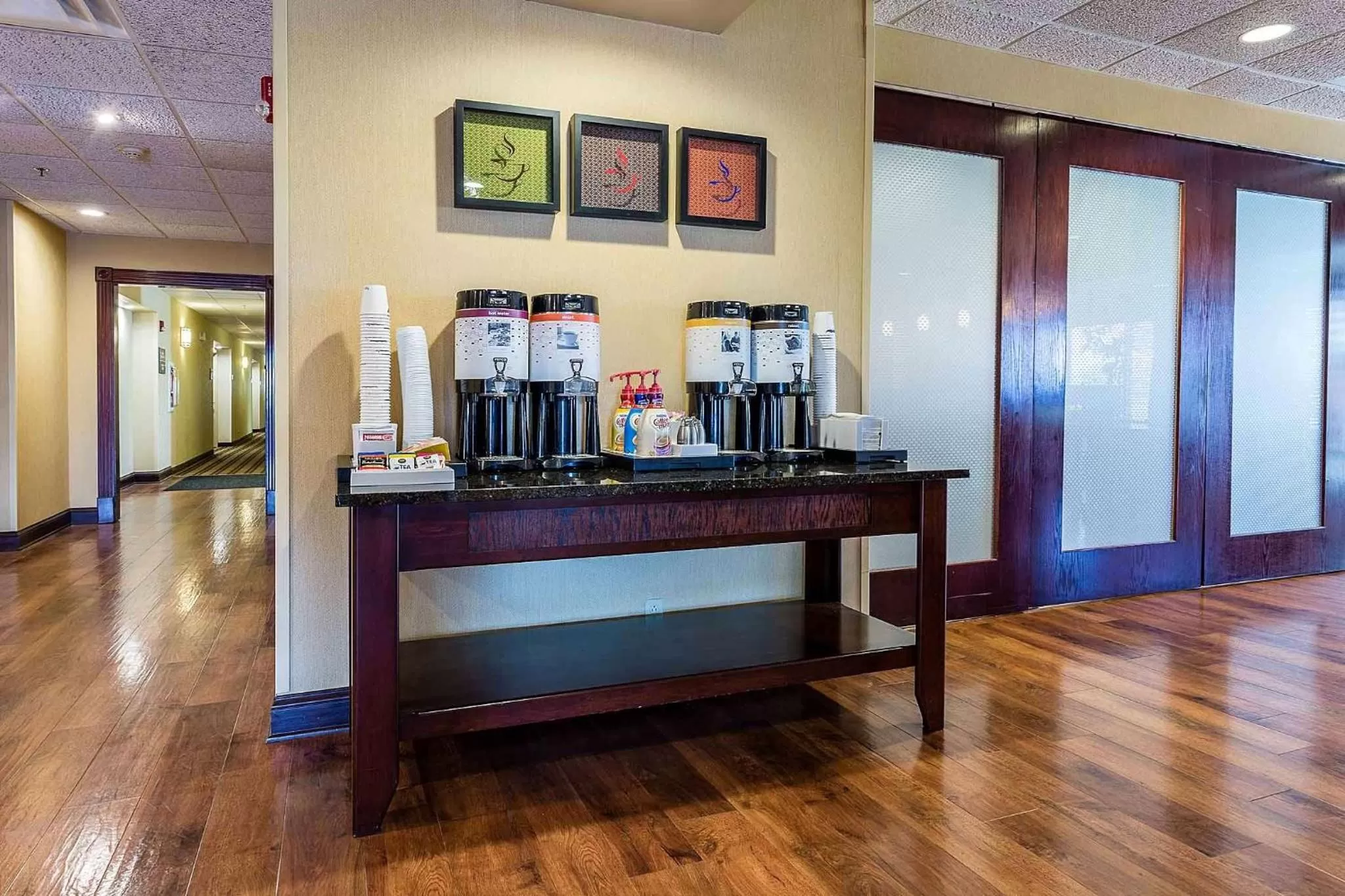 Lobby or reception in Hampton Inn Somerset