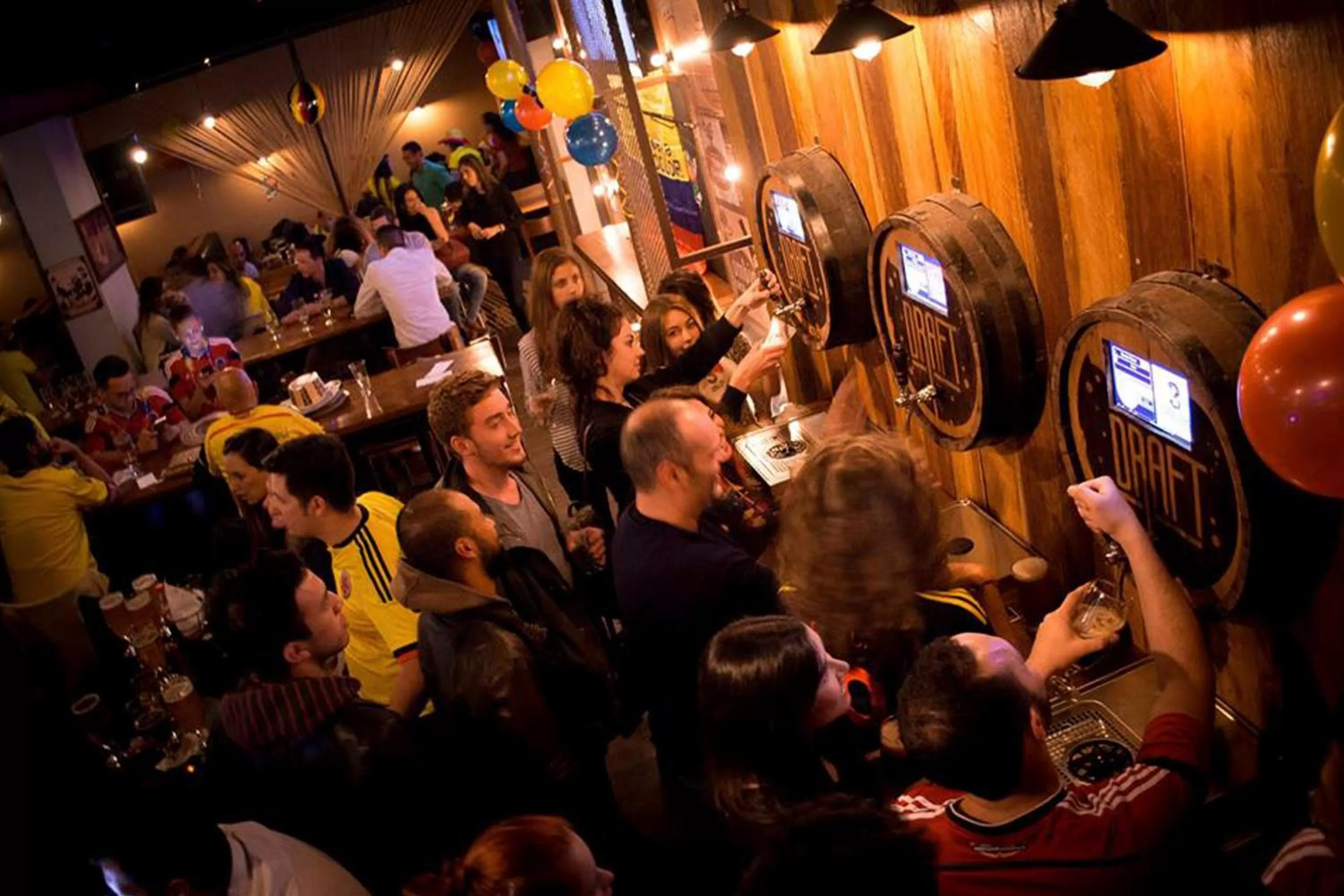 Nightclub / DJ in Hotel Black Usaquen