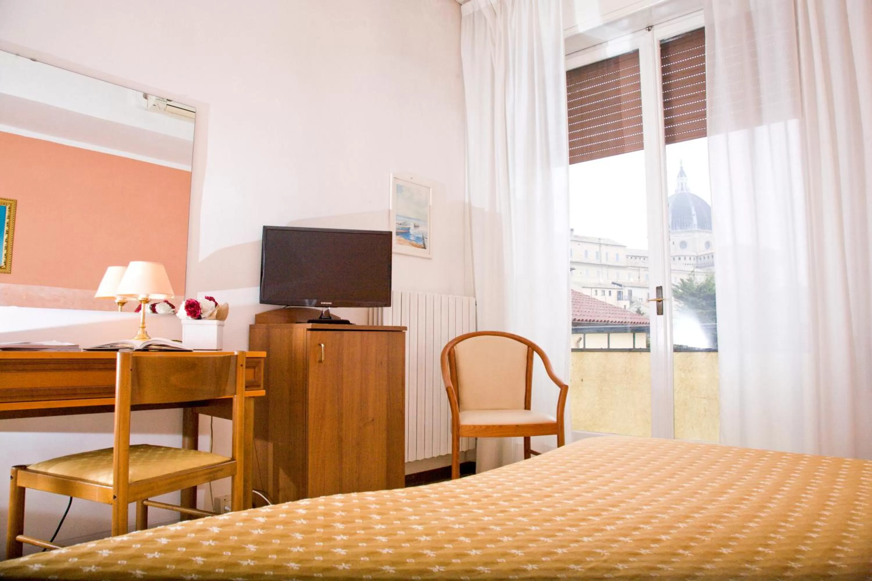 Decorative detail, Bed in San Gabriele