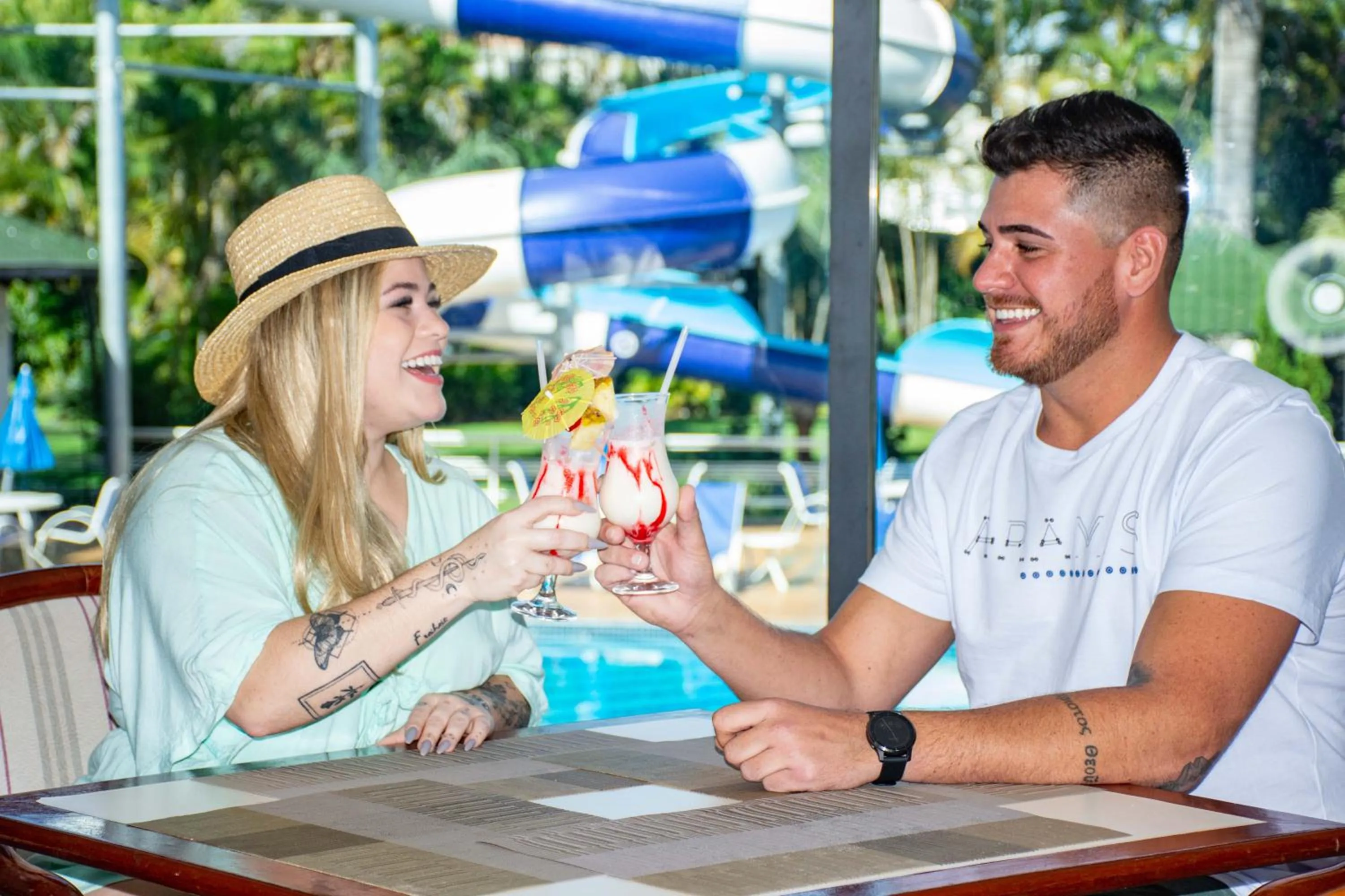 People in Hotel Golden Park Internacional Foz & Convenções By Nacional Inn