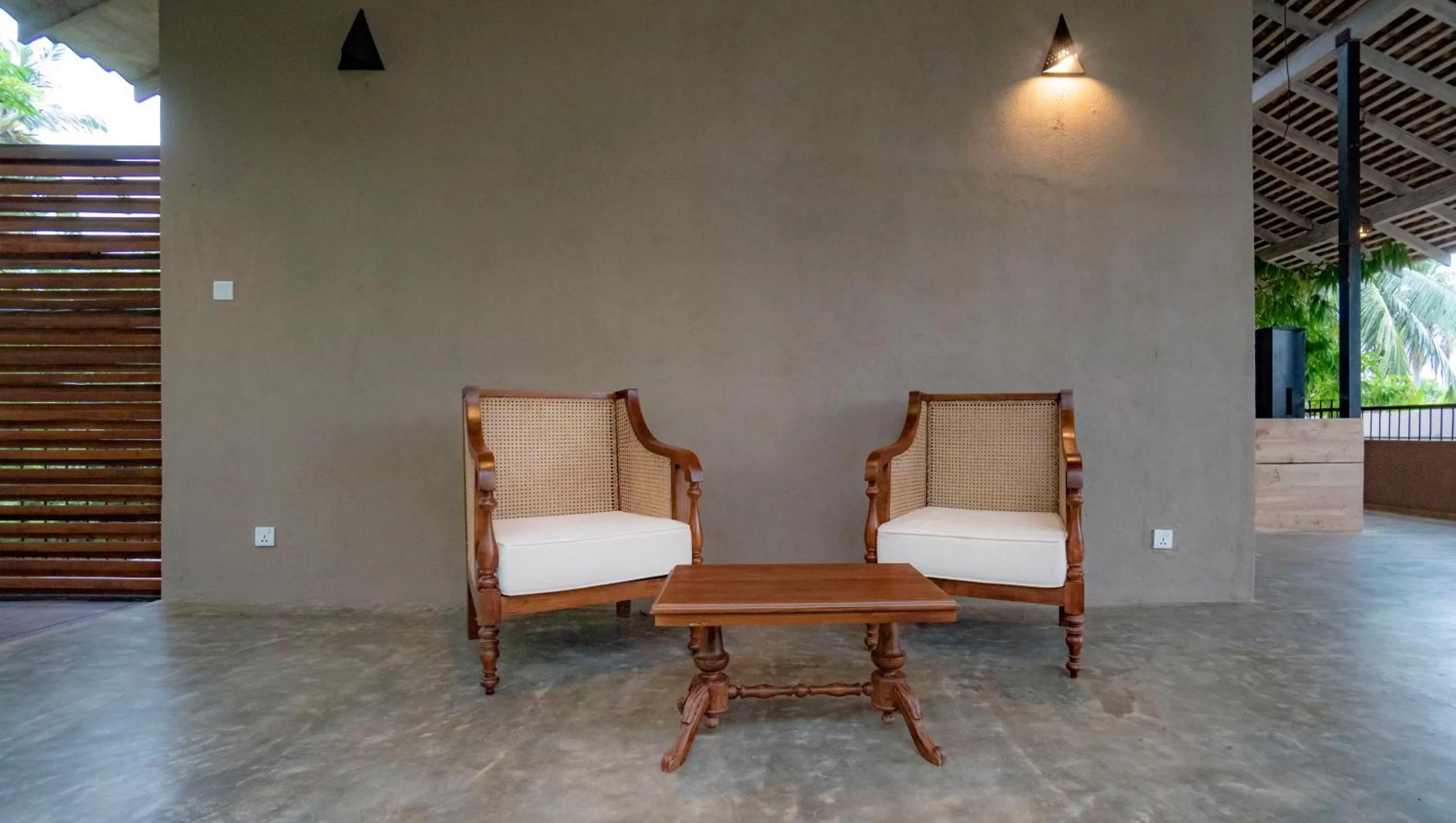 Restaurant/places to eat in Ayur Ayur Resort & Ayurveda Retreat