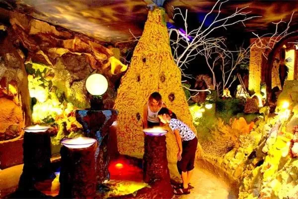 Entertainment in Opal Hotel