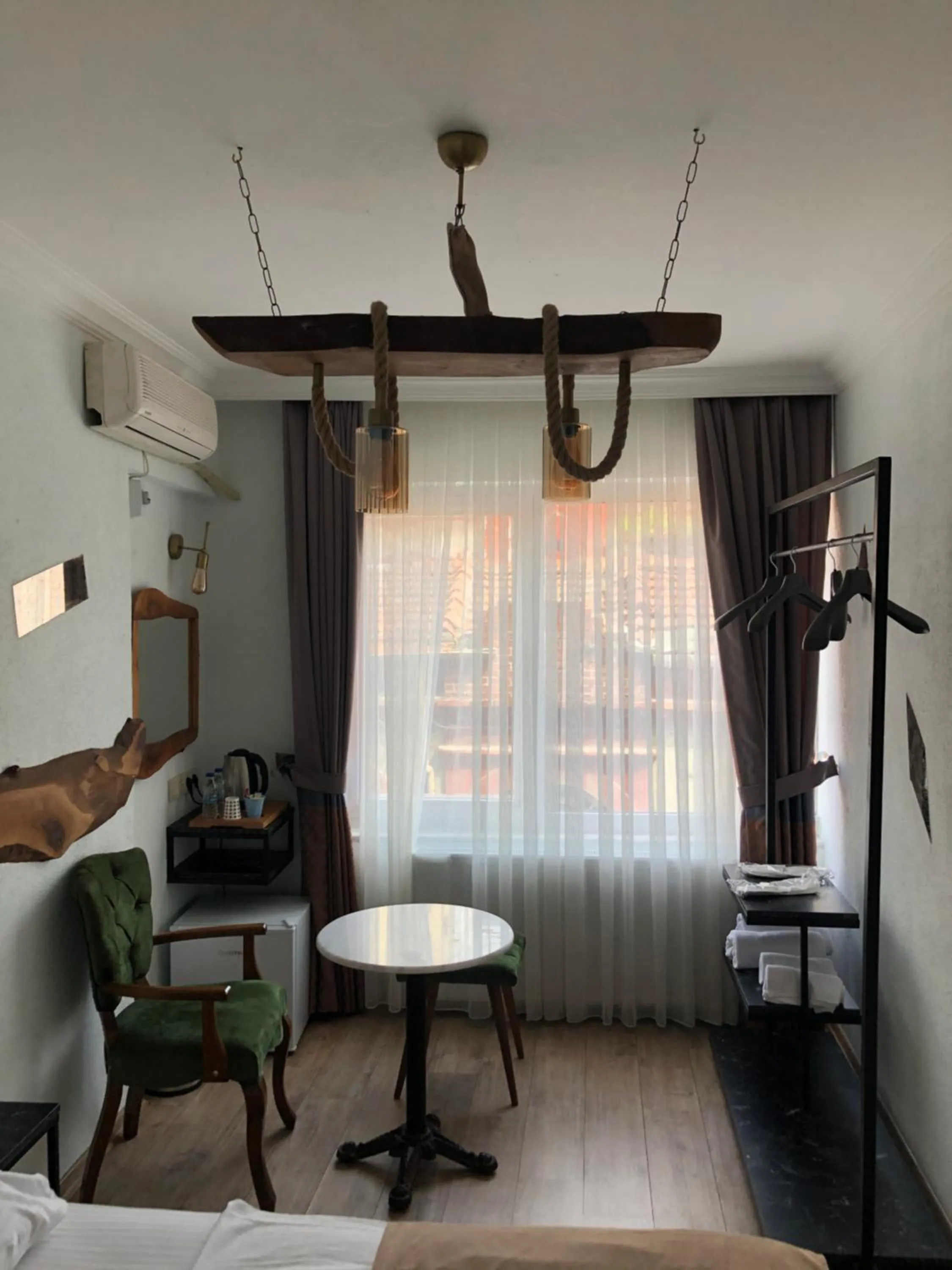 Seating area in PANDAN KARAKOY SUİT