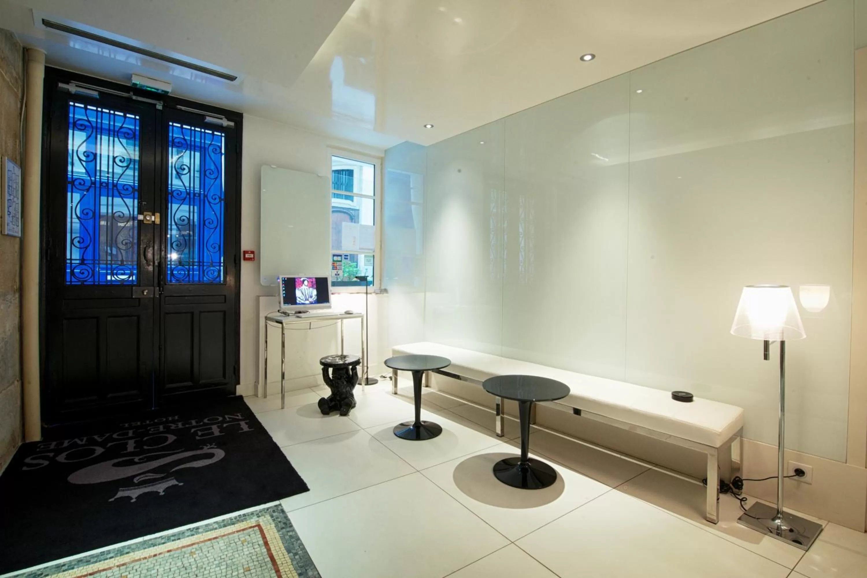 Lobby or reception in Hôtel le Clos de Notre Dame