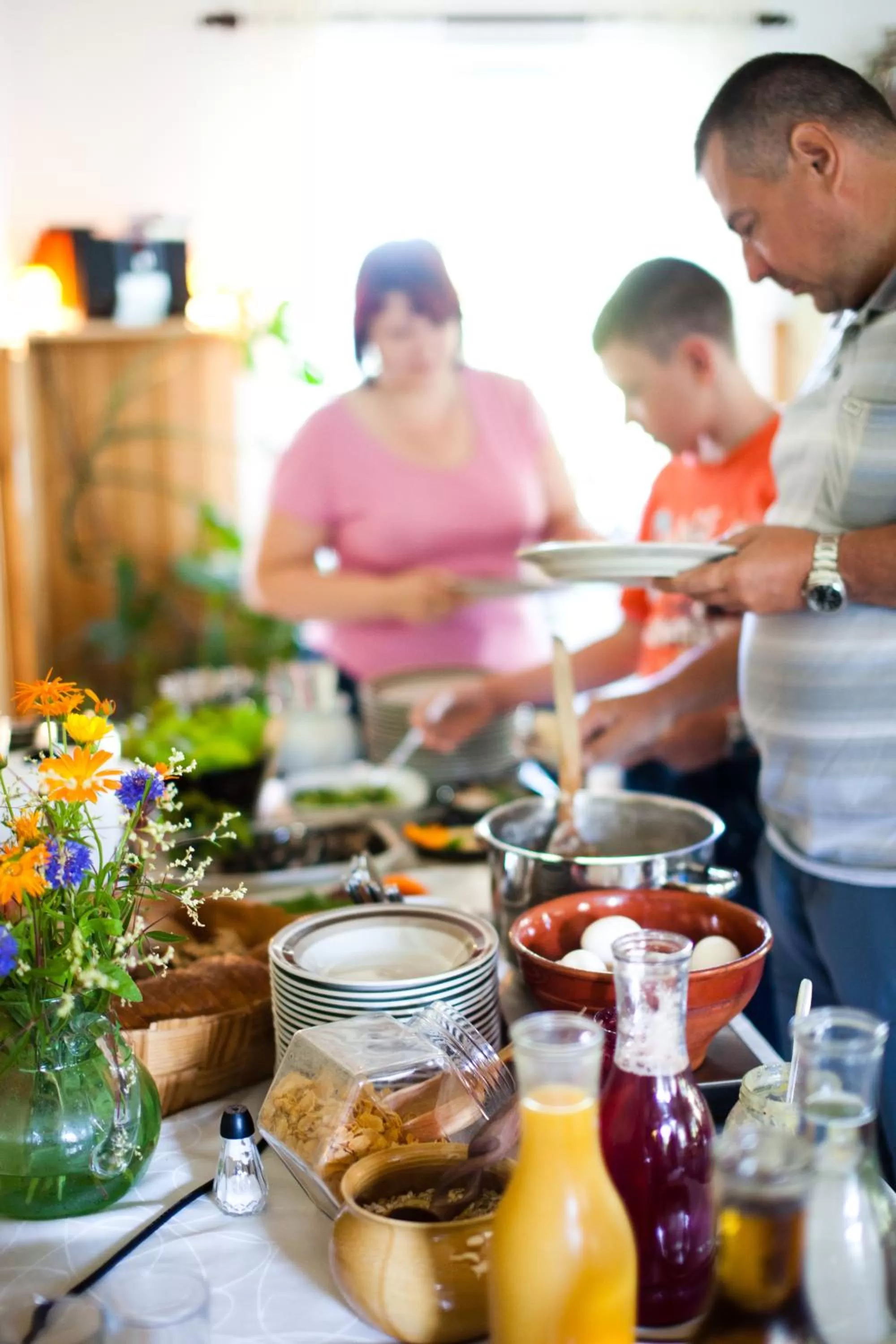 Buffet breakfast in Resort Naaranlahti
